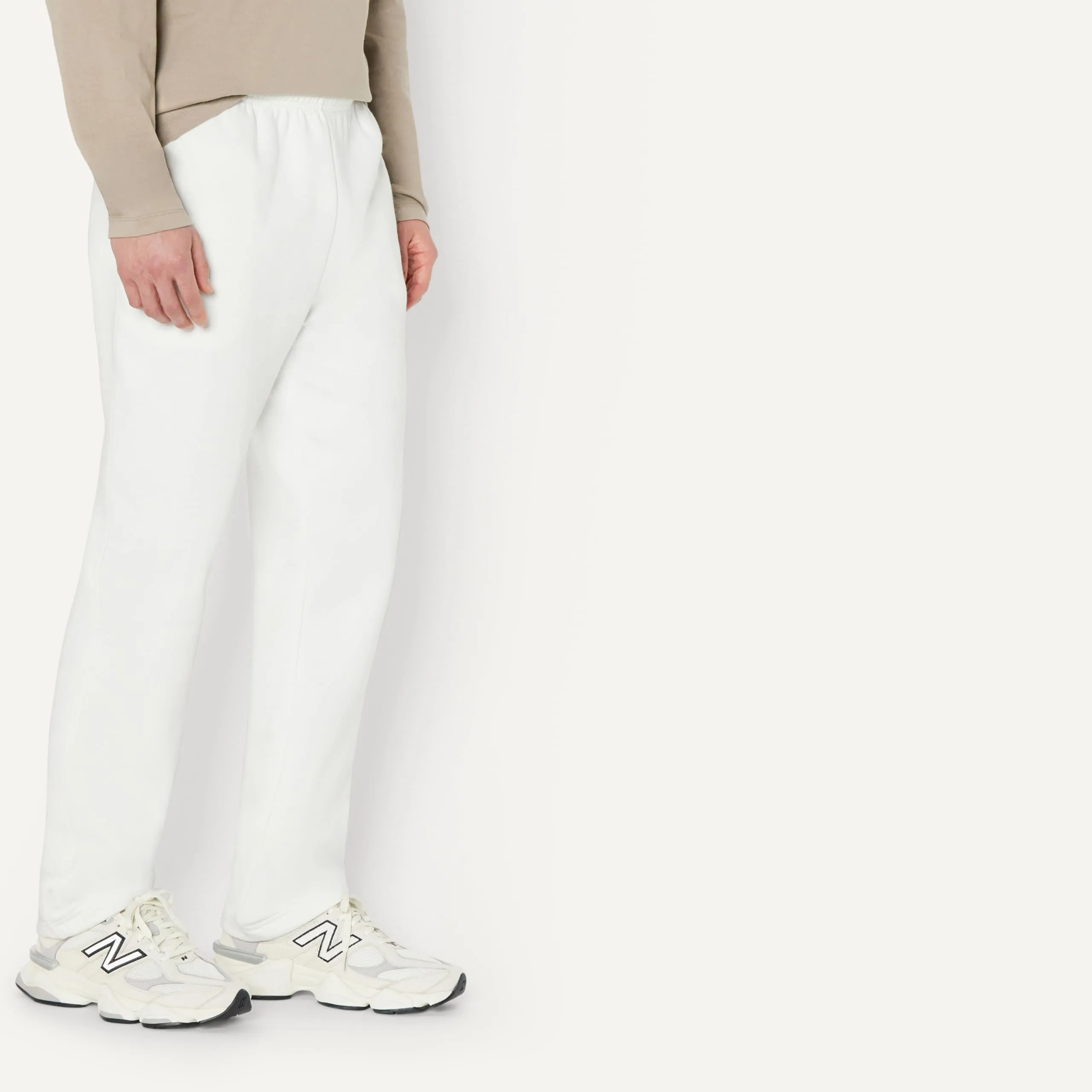 Amazon Essentials Pantaloni Sportivi in Pile con Fondo Aperto Uomo, Grigio Pallido, L - immagine 4