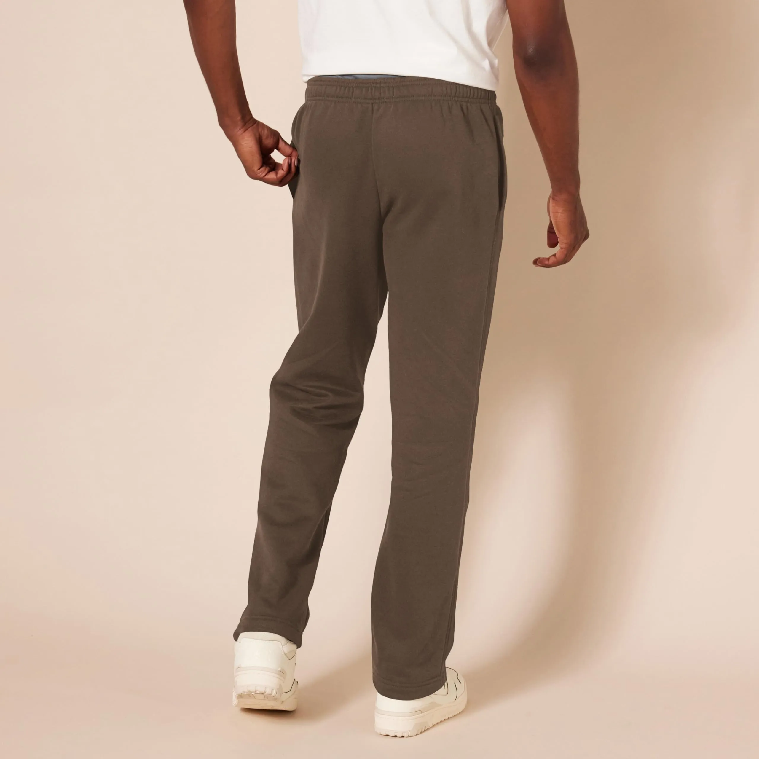 Amazon Essentials Pantaloni Sportivi in Pile con Fondo Aperto Uomo, Marrone Medio, XL - immagine 3