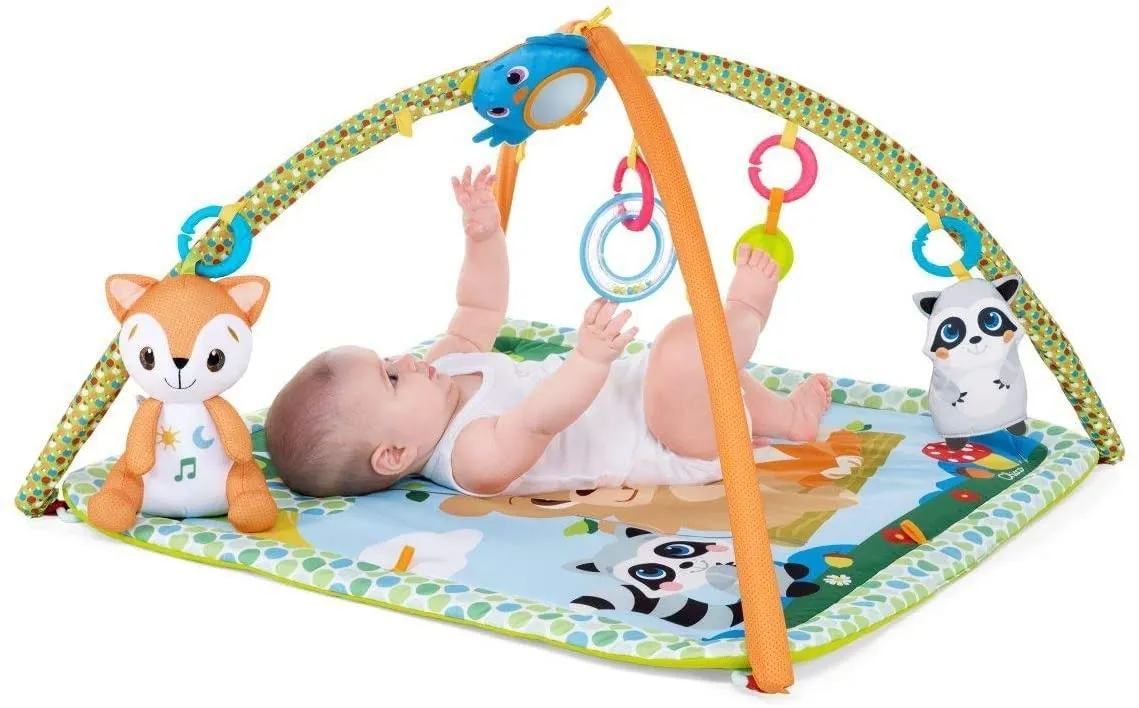 Chicco Tappeto con Archi Foresta Magica, Palestrina Neonato con 5 Pendenti Staccabili, Volpe Peluche, Musica e Luci - immagine 1