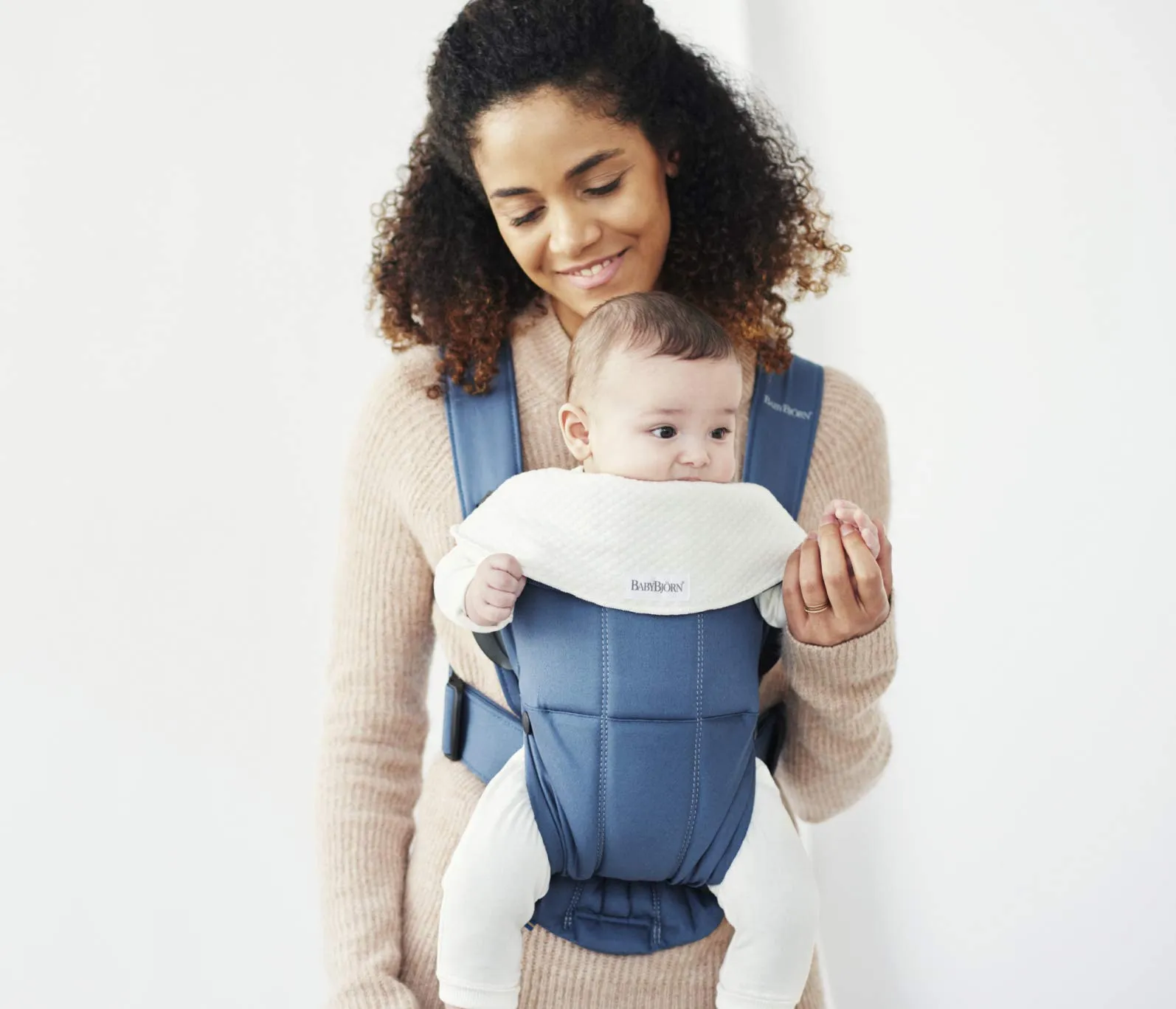 BabyBjörn Bavaglino per Marsupio Mini e Move, Bianco - immagine 5