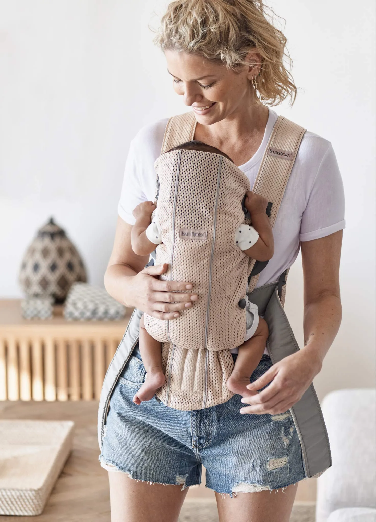 BabyBjörn Marsupio Mini 3D Mesh, Rosa Perlato - immagine 2