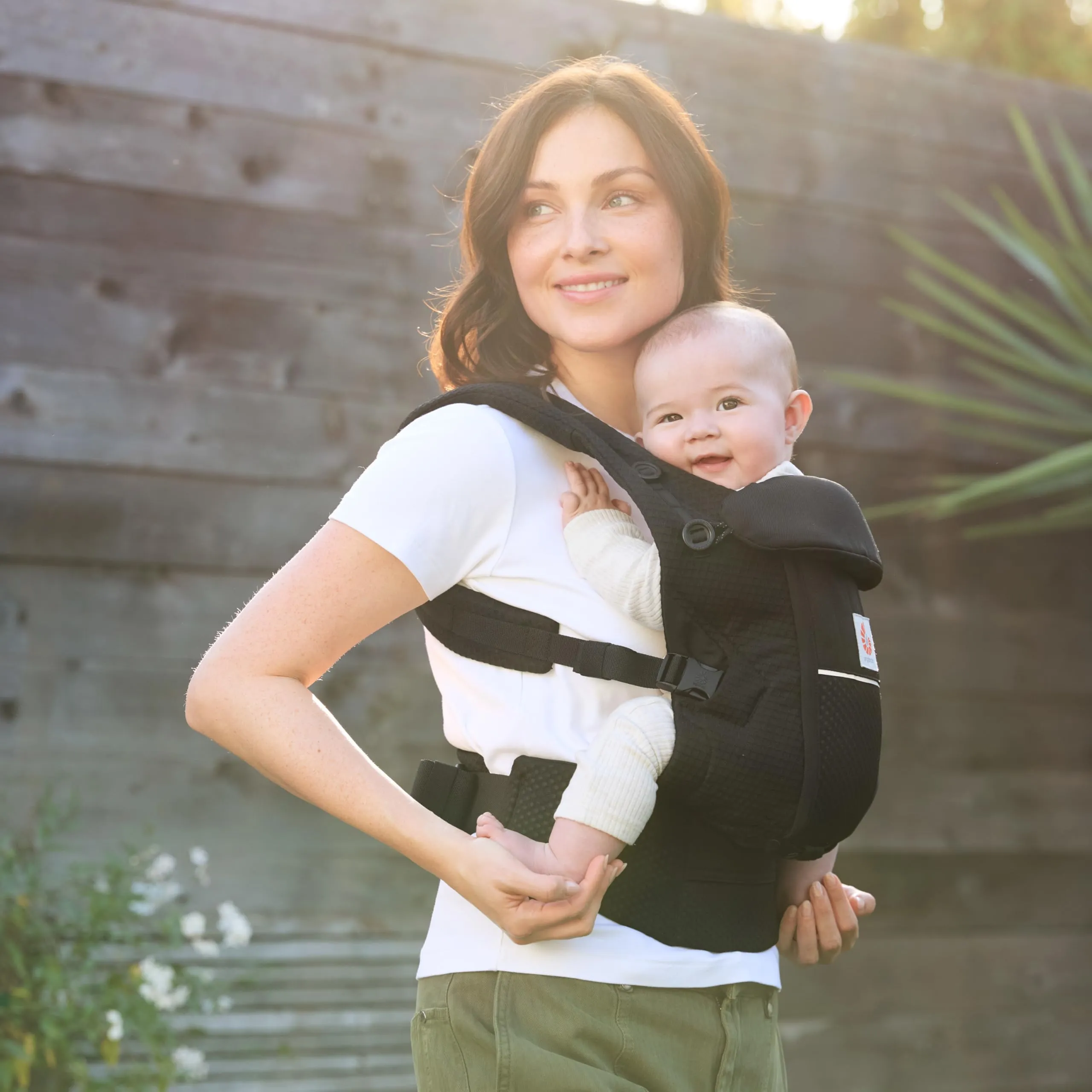 Ergobaby Adapt Marsupio per neonati e bambini 0-48 mesi - immagine 11