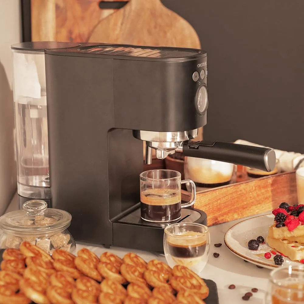 Cecotec Cafelizzia Fast Pro Macchina da Caffè Espresso 1350W, Thermoblock, ForceAroma 20 bar, Vaporizzatore Orientabile, Braccio Doppio, Piastra Riscaldatrice per Tazze - immagine 3