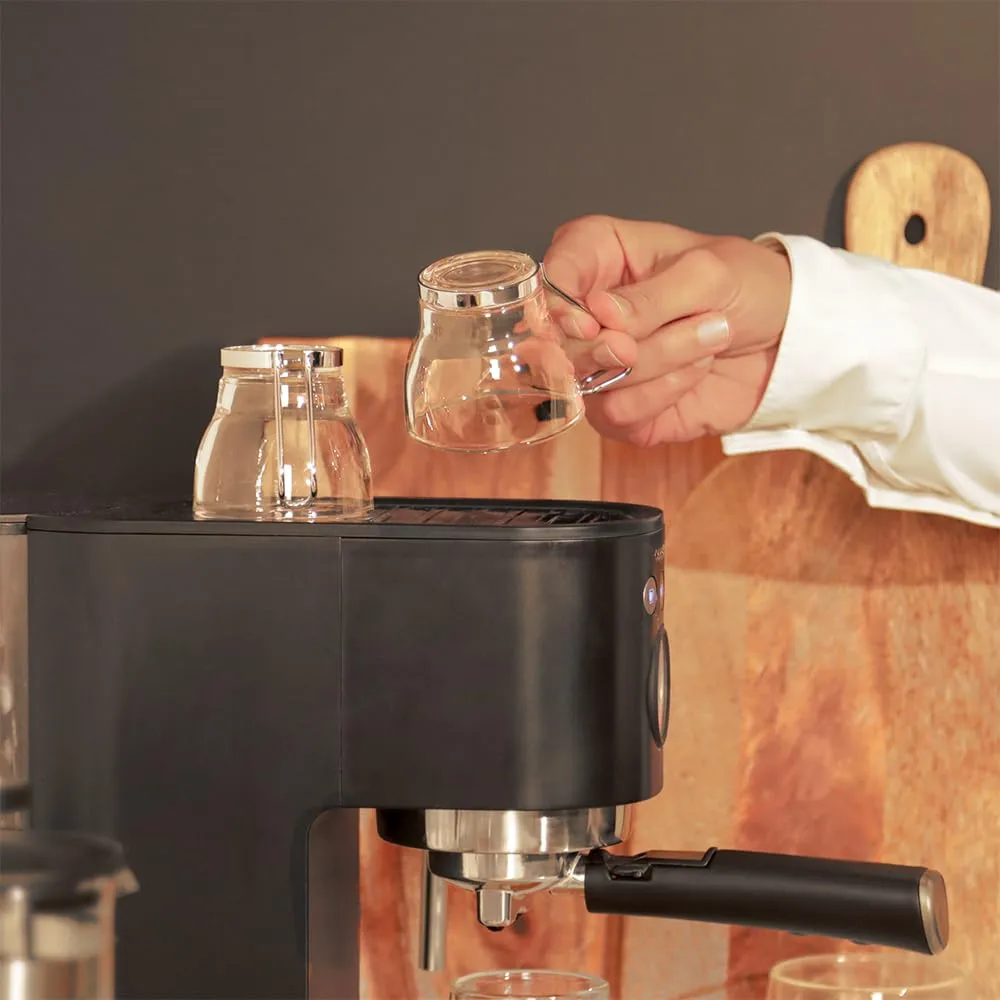 Cecotec Cafelizzia Fast Pro Macchina da Caffè Espresso 1350W, Thermoblock, ForceAroma 20 bar, Vaporizzatore Orientabile, Braccio Doppio, Piastra Riscaldatrice per Tazze - immagine 9