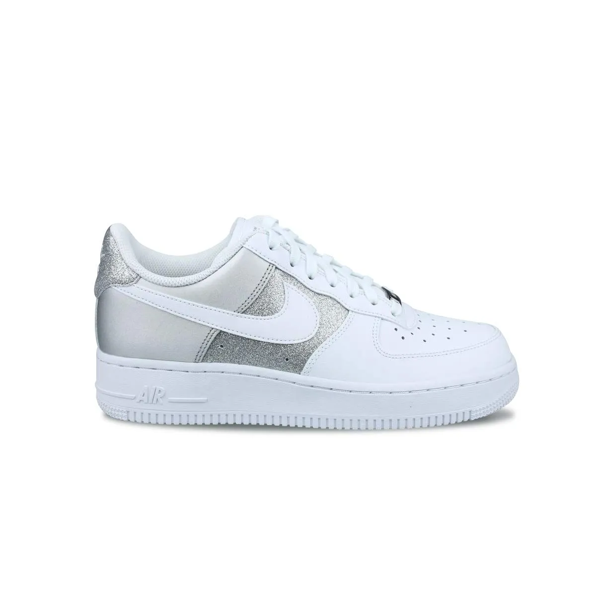Nike Air Force 1 '07 Women's Basketball Shoes, White/White-Mtlc Silver, 36 EU - immagine 1