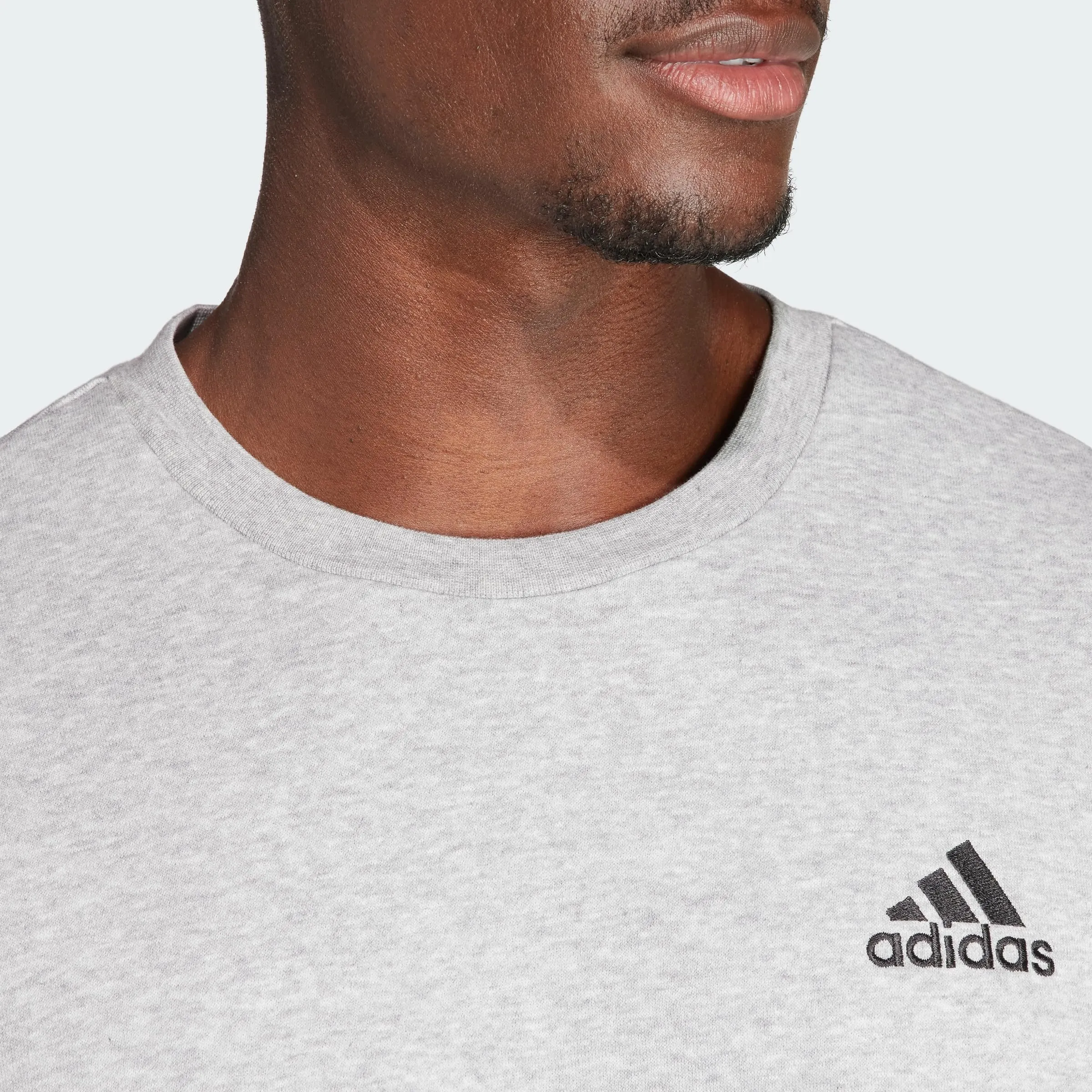 adidas Essentials Felpa da uomo in pile - Grigio Medio Nero Mélange - immagine 2