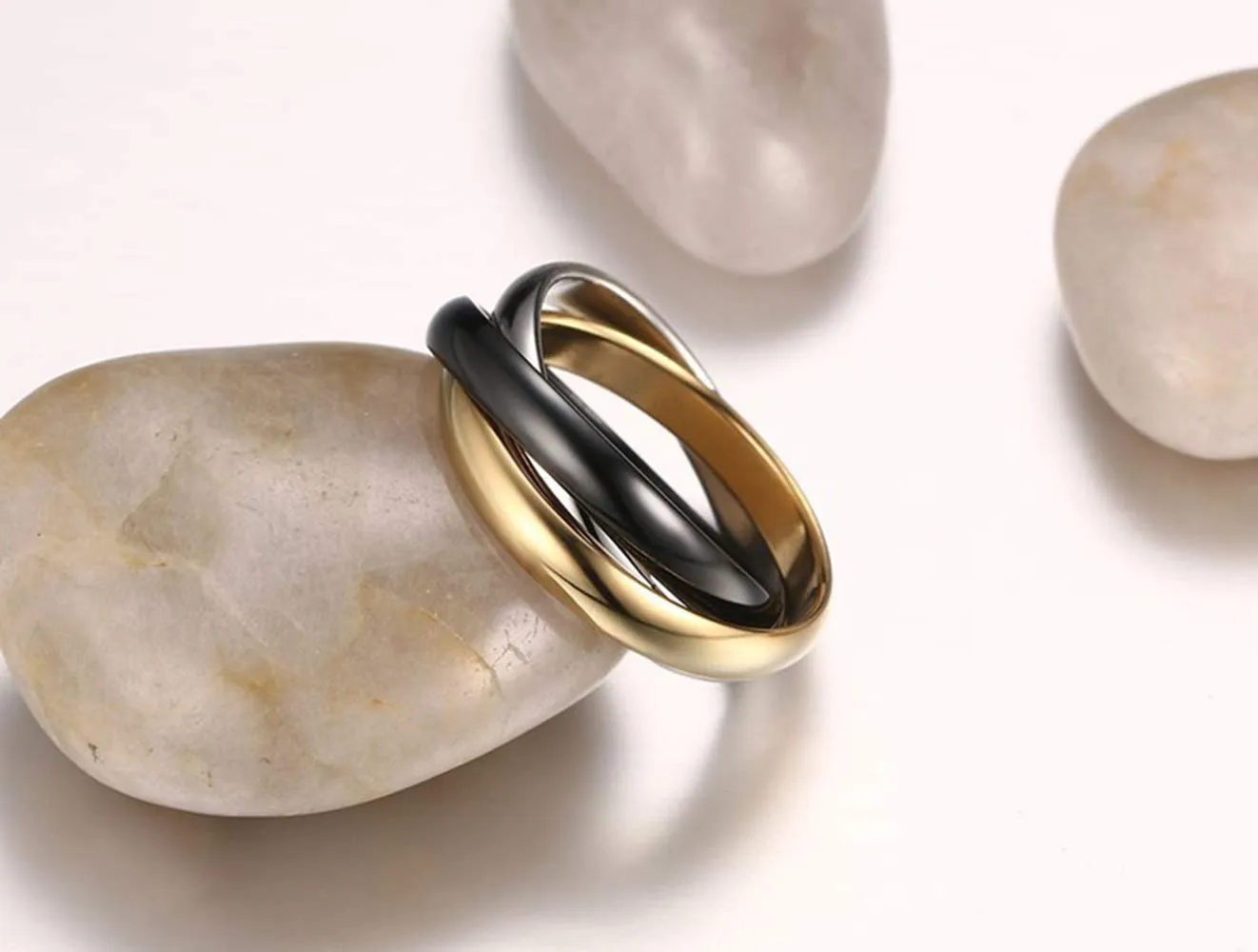 HIJONES Forever Love Anello Tricolore in Acciaio Inossidabile (Nero, 27) - immagine 4