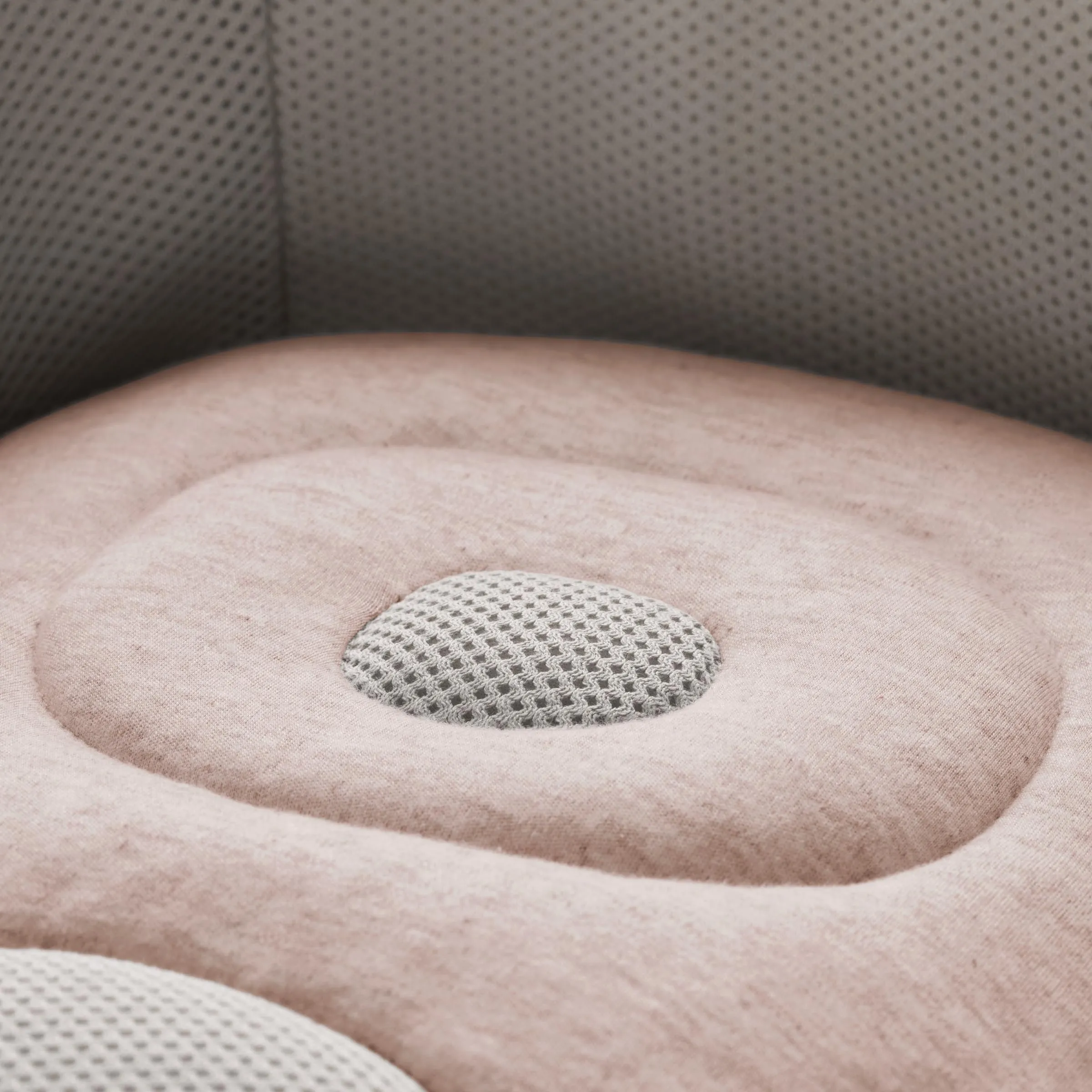 Inglesina Welcome Pod Baby Nest Ergonomico 0-8 Mesi, Riduttore Lettino in Bambù e Cotone, Delicate Pink - immagine 4