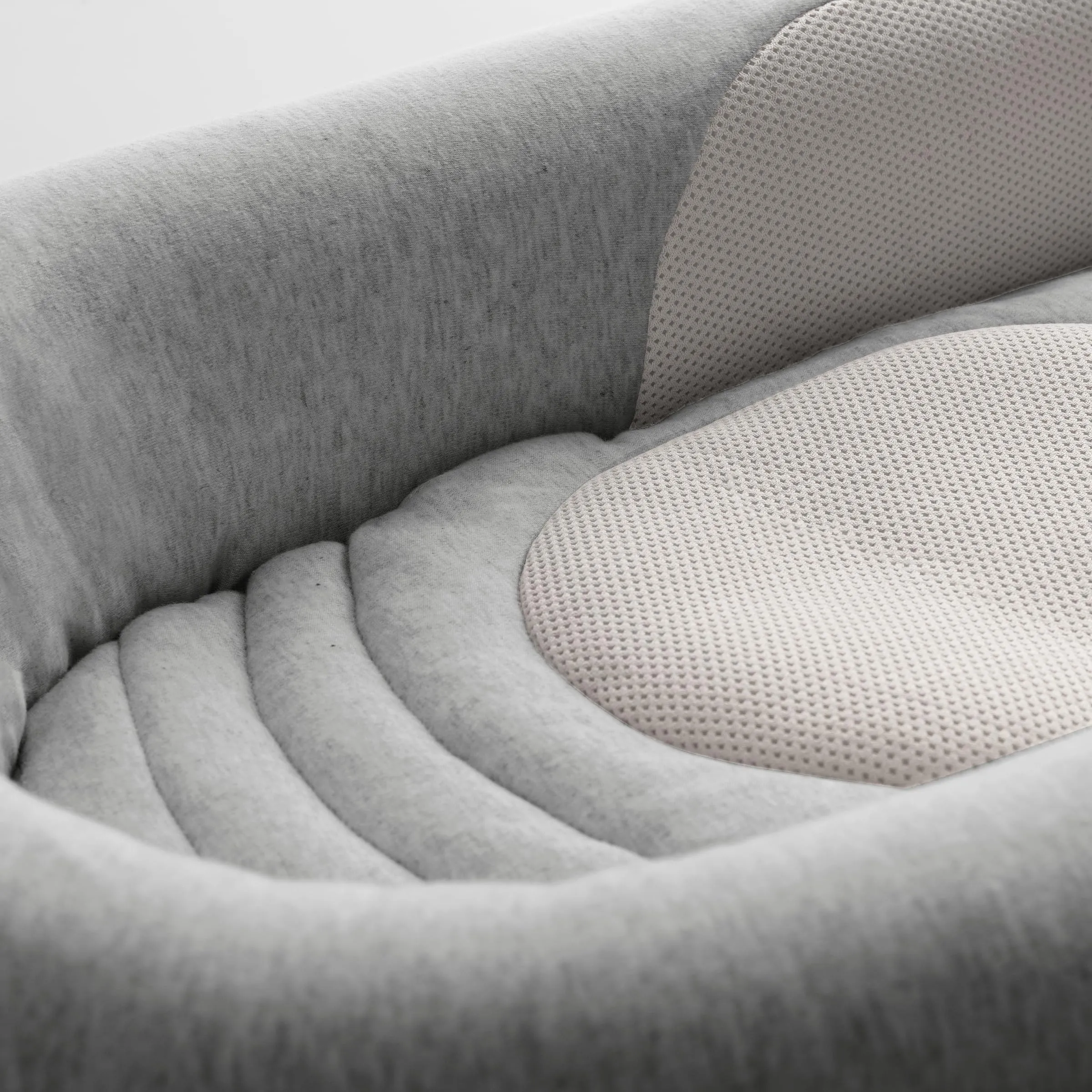 Inglesina Welcome Pod Baby Nest Ergonomico 0-8 Mesi, Riduttore Lettino Traspirante in Bambù e Cotone, Sfoderabile e Lavabile (Harmony Grey) - immagine 8