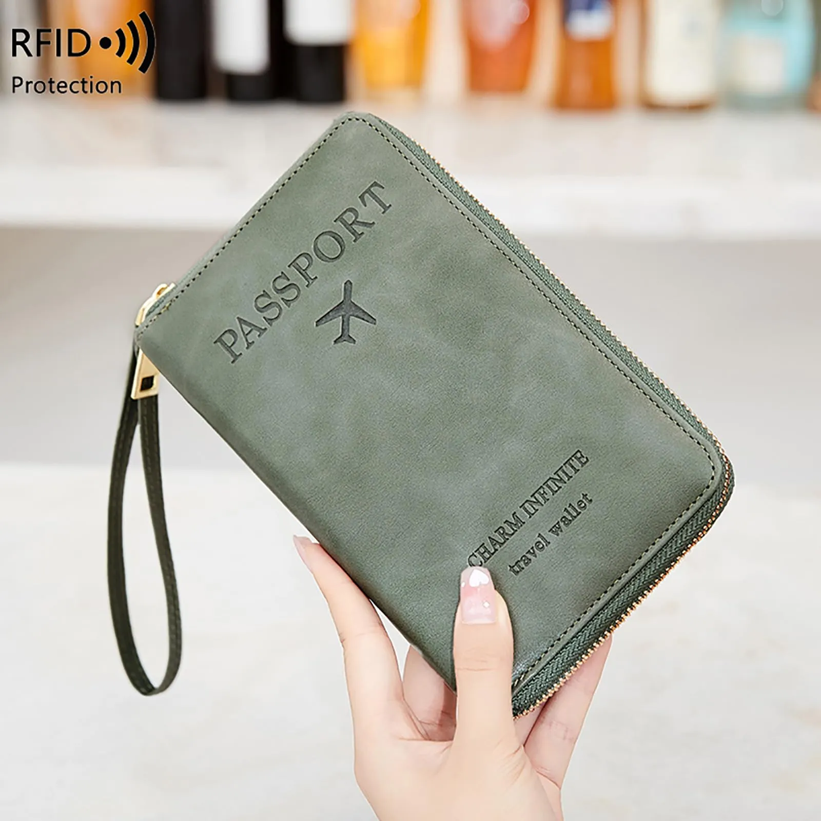 Toctax Custodia per passaporto in pelle per uomo e donna, con blocco RFID e scomparti per carte di credito, verde, 19 x 11.5 x 2 cm - immagine 3