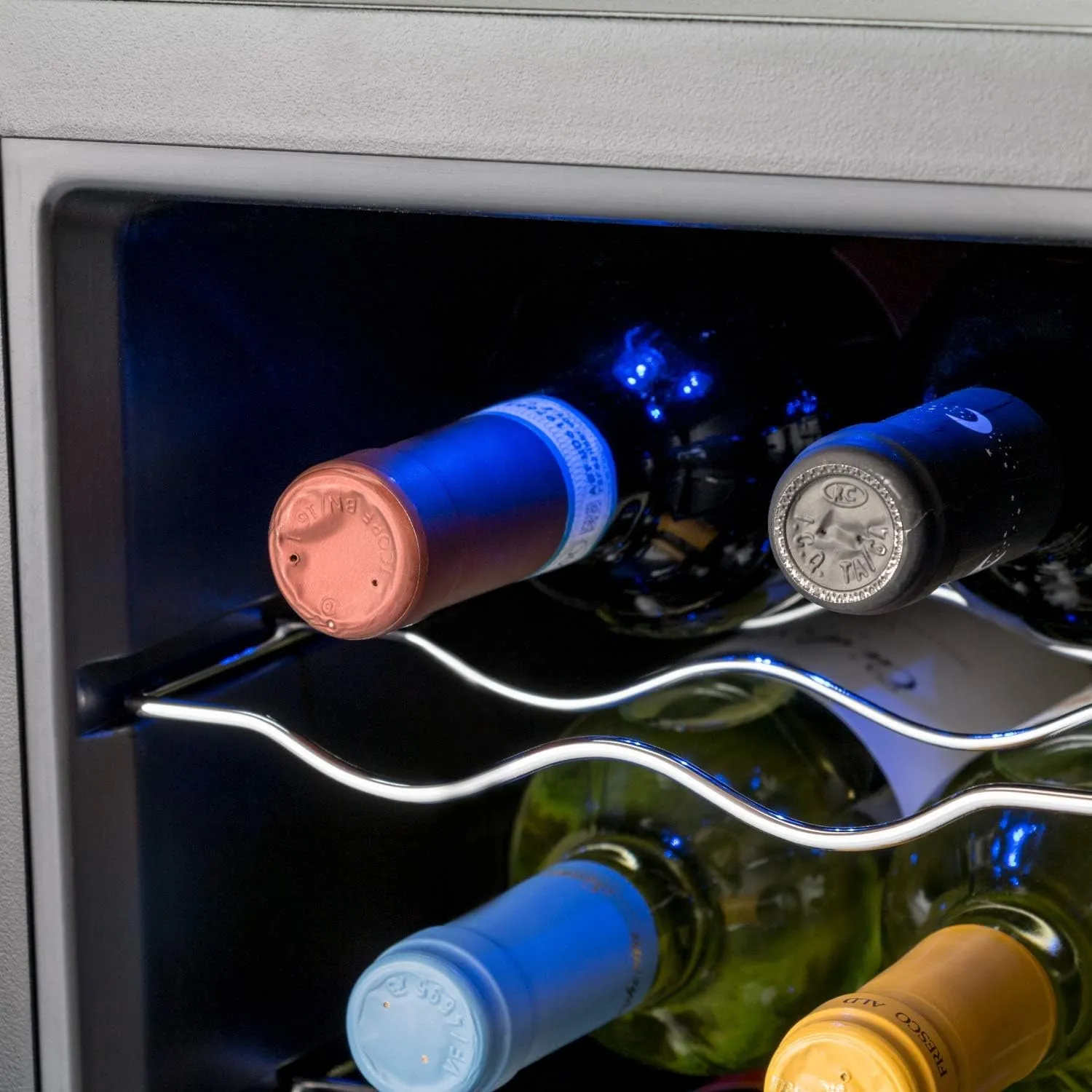 Wintem Cantinetta Frigo per Vini 12 Bottiglie 65W, Display LED, Temperatura Regolabile 12-18°C, Auto Defrost, 35L, Nero - immagine 9