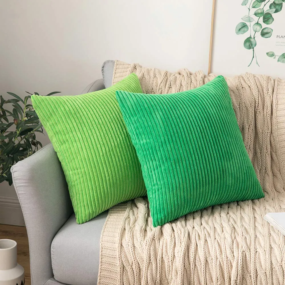 MIULEE Copricuscini 2 Pezzi per Divano Federe Cuscini per Camera da Letto Quadrate Decorative Federa in Velluto a Coste per Letto Matrimoniale Moderna per Casa 50X50 CM Verde Scuro - immagine 6