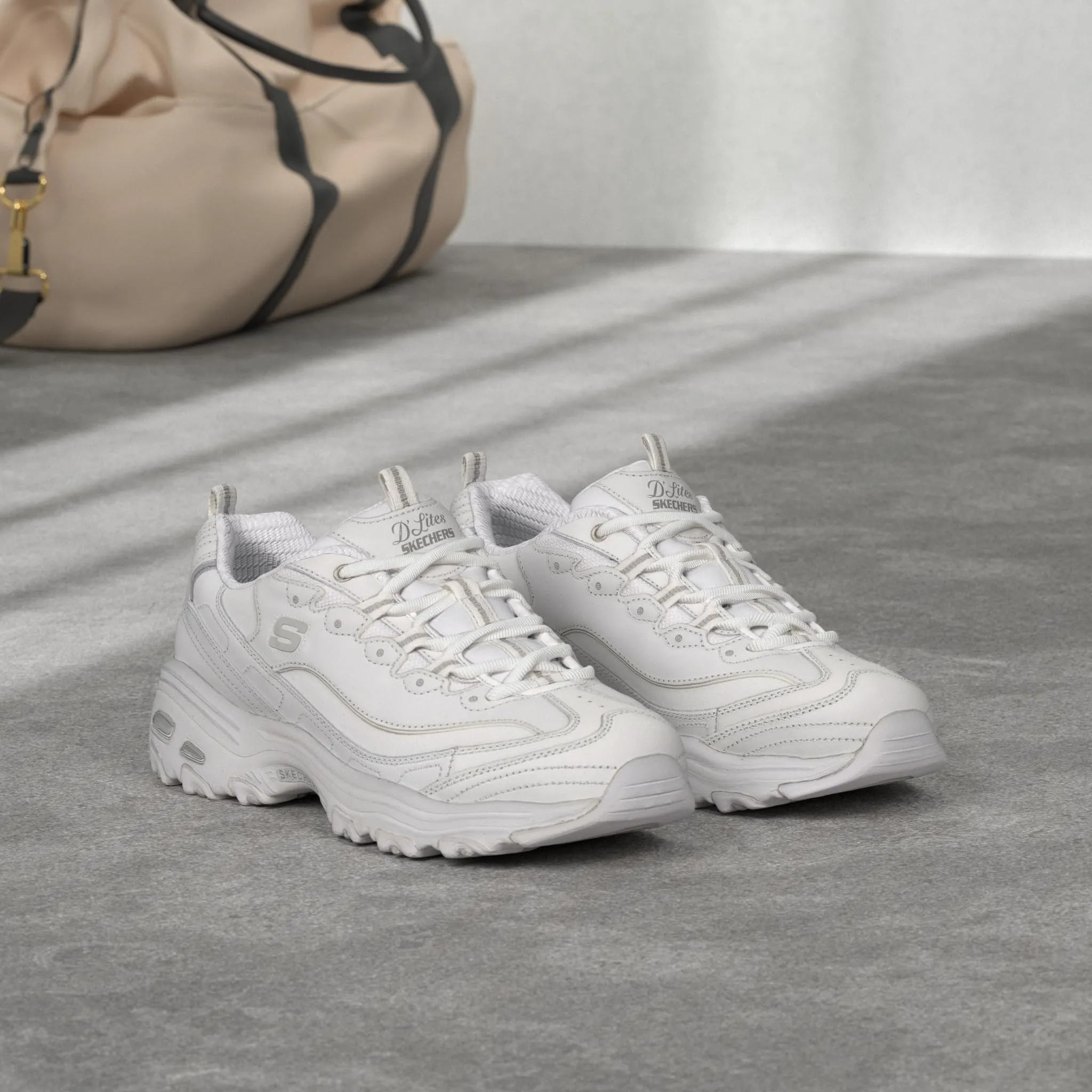 Skechers Sneaker Summits Donna, Bianco Argento, 37.5 EU - immagine 3