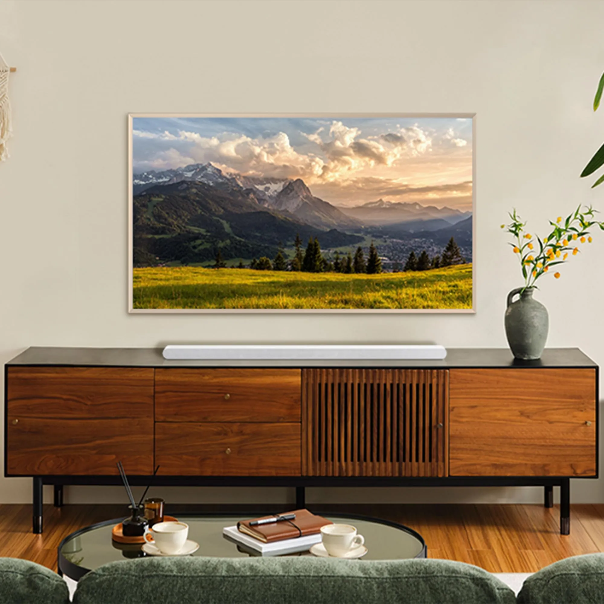 Samsung Soundbar HW-S701D/ZF Serie S, 7 Speaker, Wireless Dolby Atmos, Audio a 3.1 Canali, Q-Simphony, Compatibile con Alexa e Google Assistant, White 2024 - immagine 5