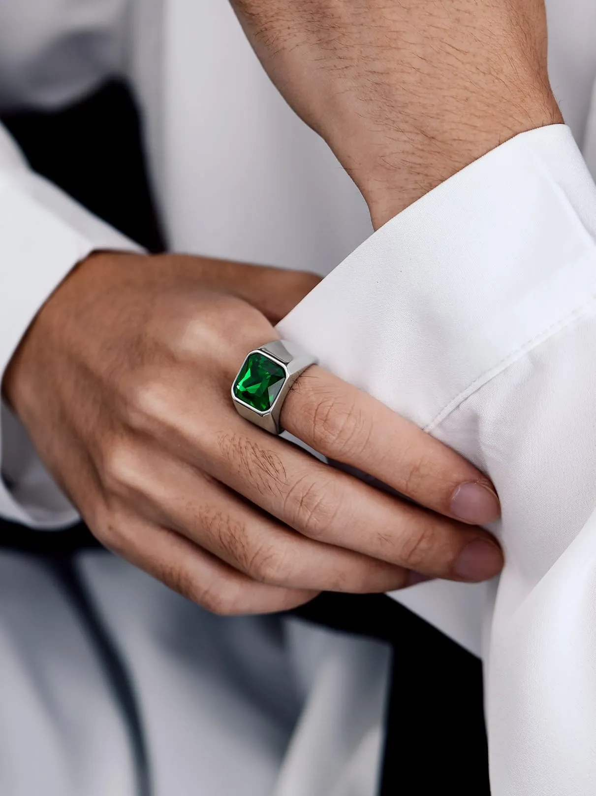 Bandmax Anello Uomo Donna in Acciaio Inossidabile, Anello Argento Uomo con Pietra Smeraldo, Anello Misura 17 Circonferenza 57mm, Confezione Regalo - immagine 4