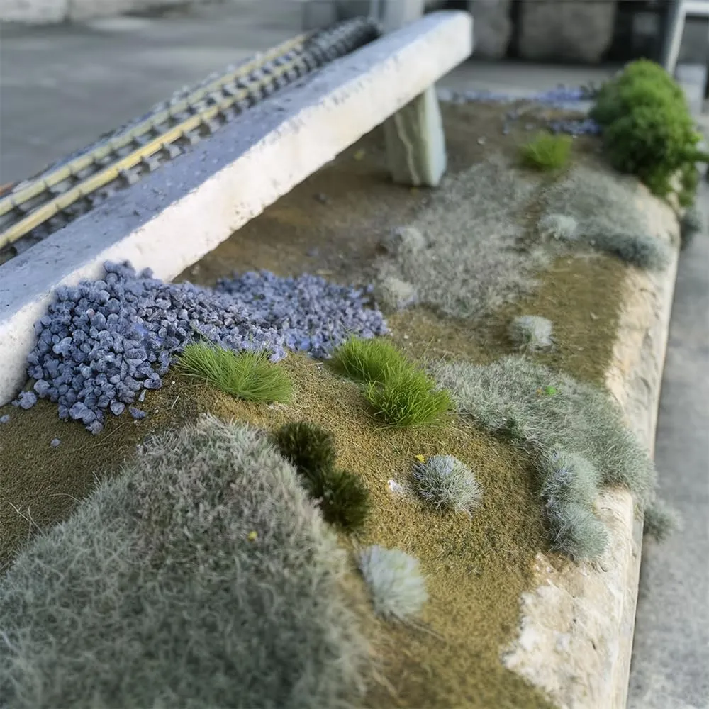 RXKFIGX 120 PCS Ciuffi d'erba Modello di terreno a mini ciuffi Modello di ciuffo Erba statica Kit erba resina statica scenario modello Per la decorazione del terreno Treno e paesaggio ferroviario - immagine 7