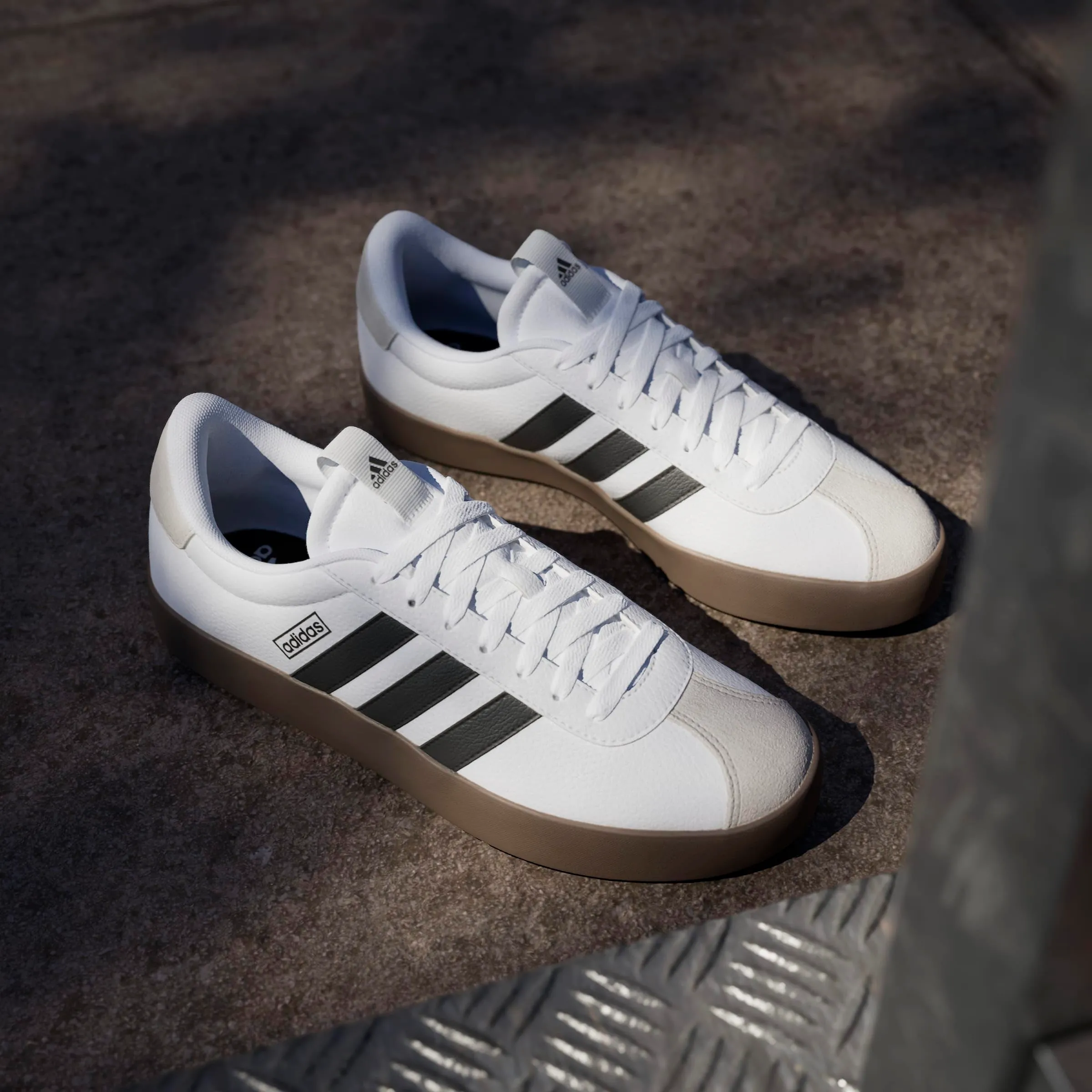 Adidas Scarpe da Uomo VL Court 3.0, Bianco, Nero, Grigio, 9 - immagine 3
