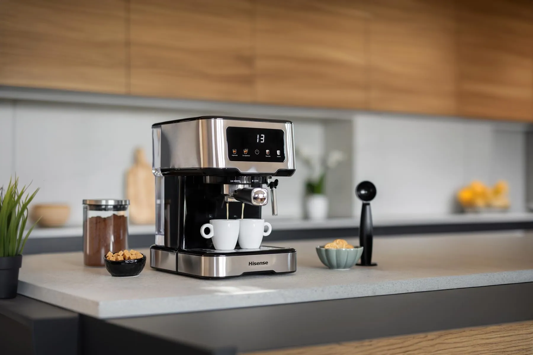 Hisense HESCM15CD NUOVA Macchina da caffè Espresso Manuale, per Macinato e compatibile con Cialde ESE 44 mm, Pressione 15 bar, Schermo Touch, 1100W, Silver, 27.4x30x27.2 cm - immagine 15