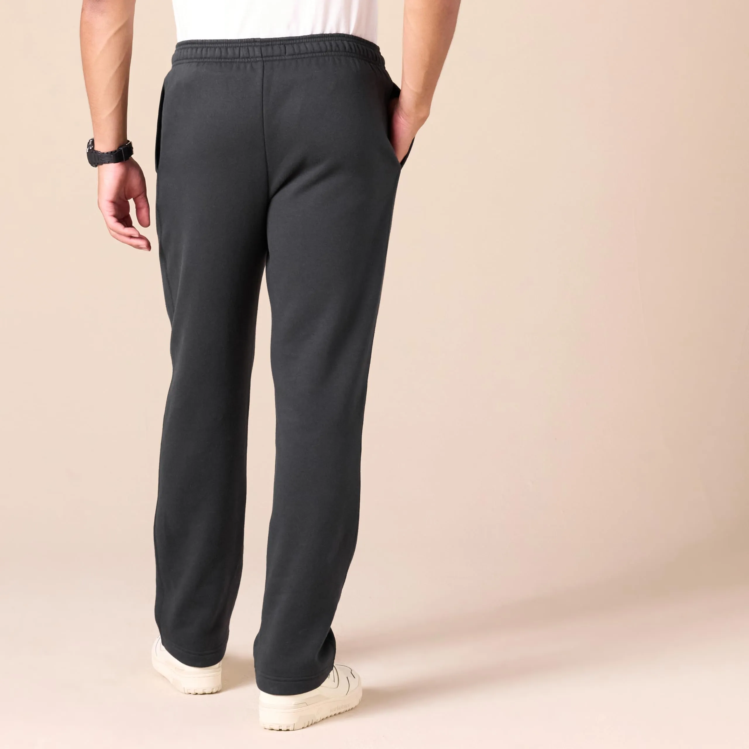 Amazon Essentials Pantaloni Sportivi in Pile con Fondo Aperto (Disponibili in Taglie Extra Forti) Uomo, Nero Slavato, XXL - immagine 2