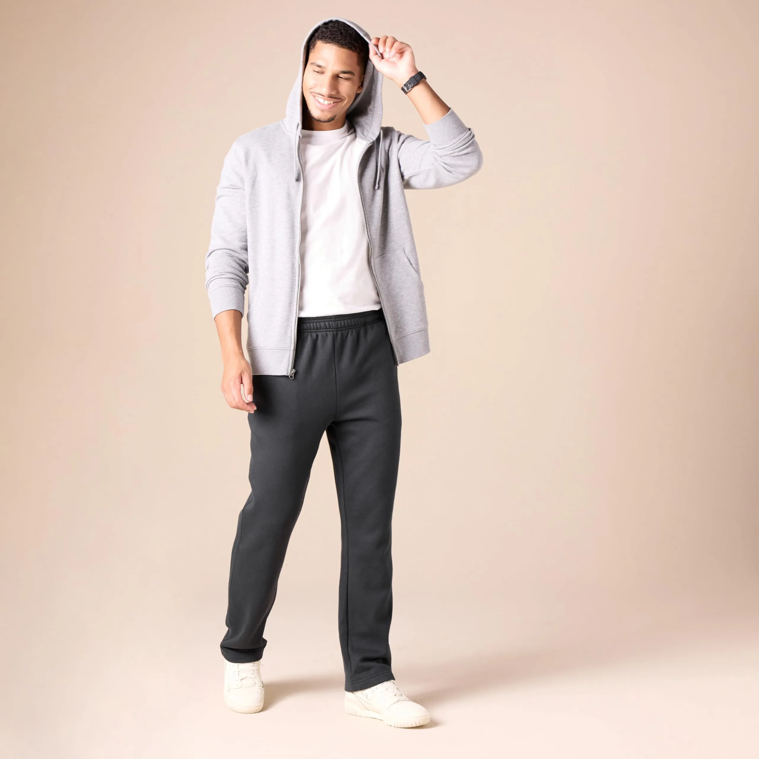 Amazon Essentials Pantaloni Sportivi in Pile con Fondo Aperto (Disponibili in Taglie Extra Forti) Uomo, Nero Slavato, XXL - immagine 5