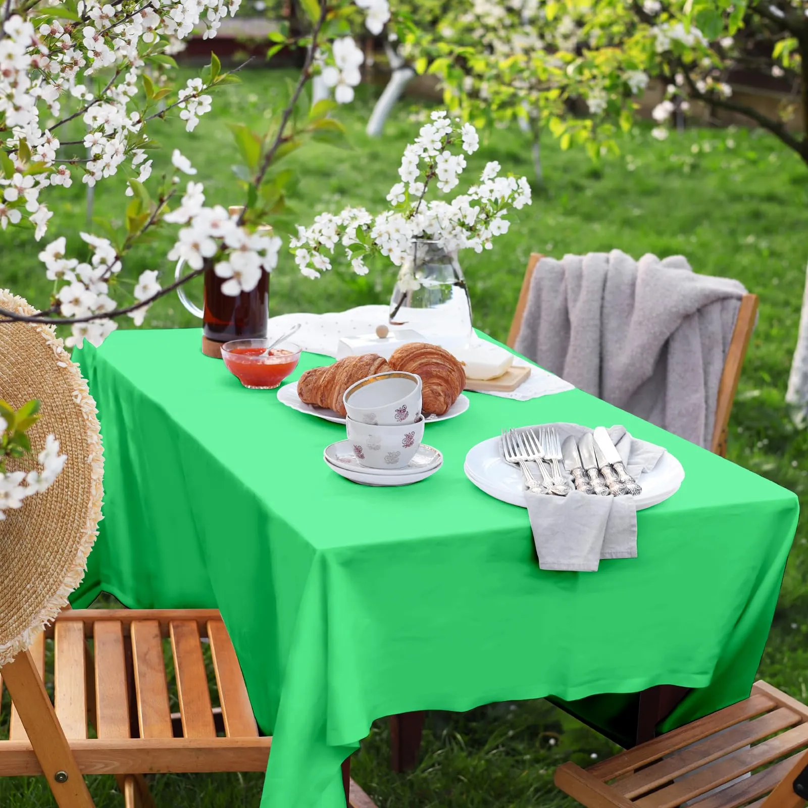 NACHLYNN Confezione da 6 tovaglie in plastica usa e getta, 137 x 274 cm, colore verde scuro, rettangolari, per feste, fidanzamenti, matrimoni, battesimi, compleanni, decorazioni - immagine 6