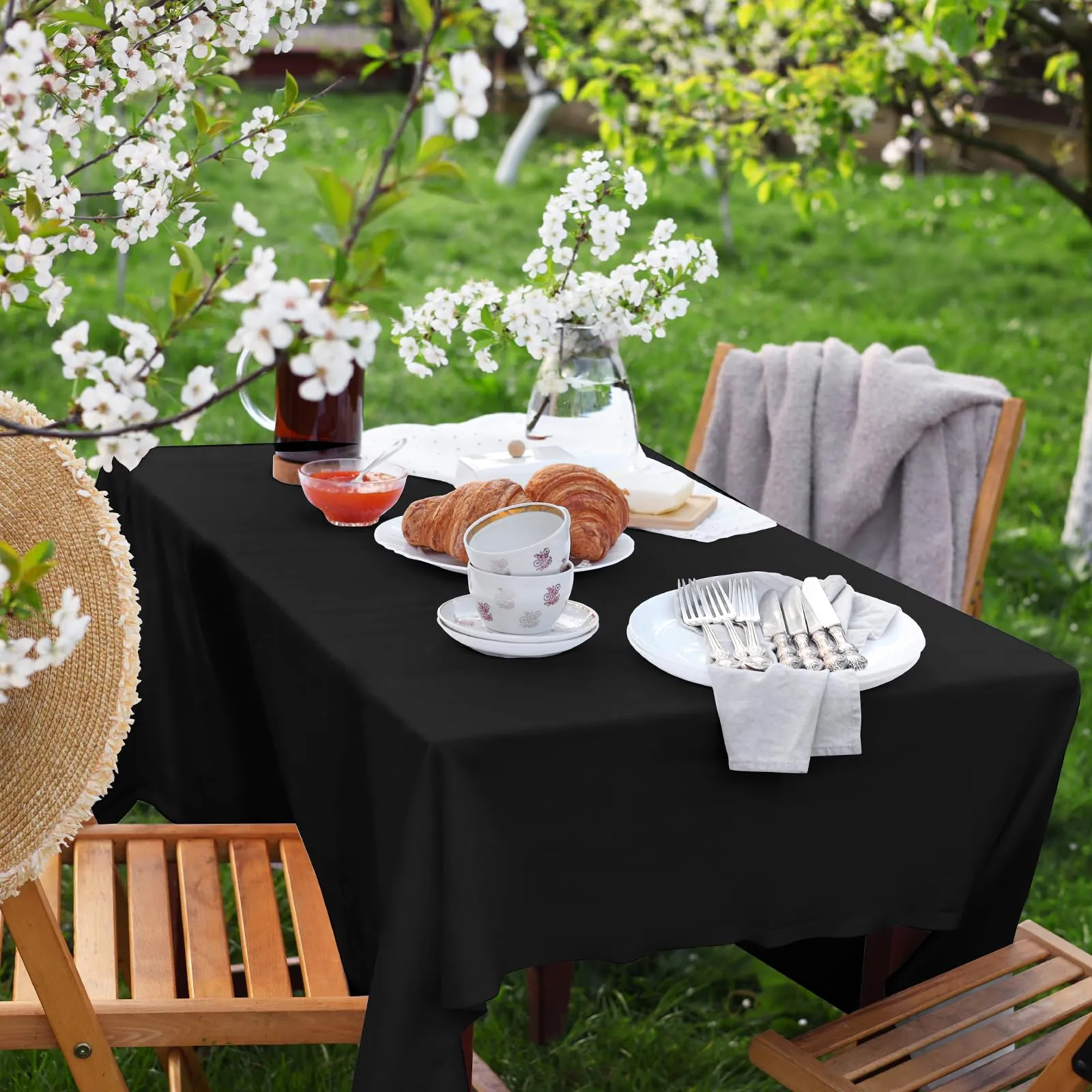 NACHLYNN Confezione da 6 tovaglie in plastica usa e getta, 137 x 274 cm, colore nero, rettangolari, per feste, fidanzamenti, matrimoni, battesimi, compleanni, decorazioni - immagine 6