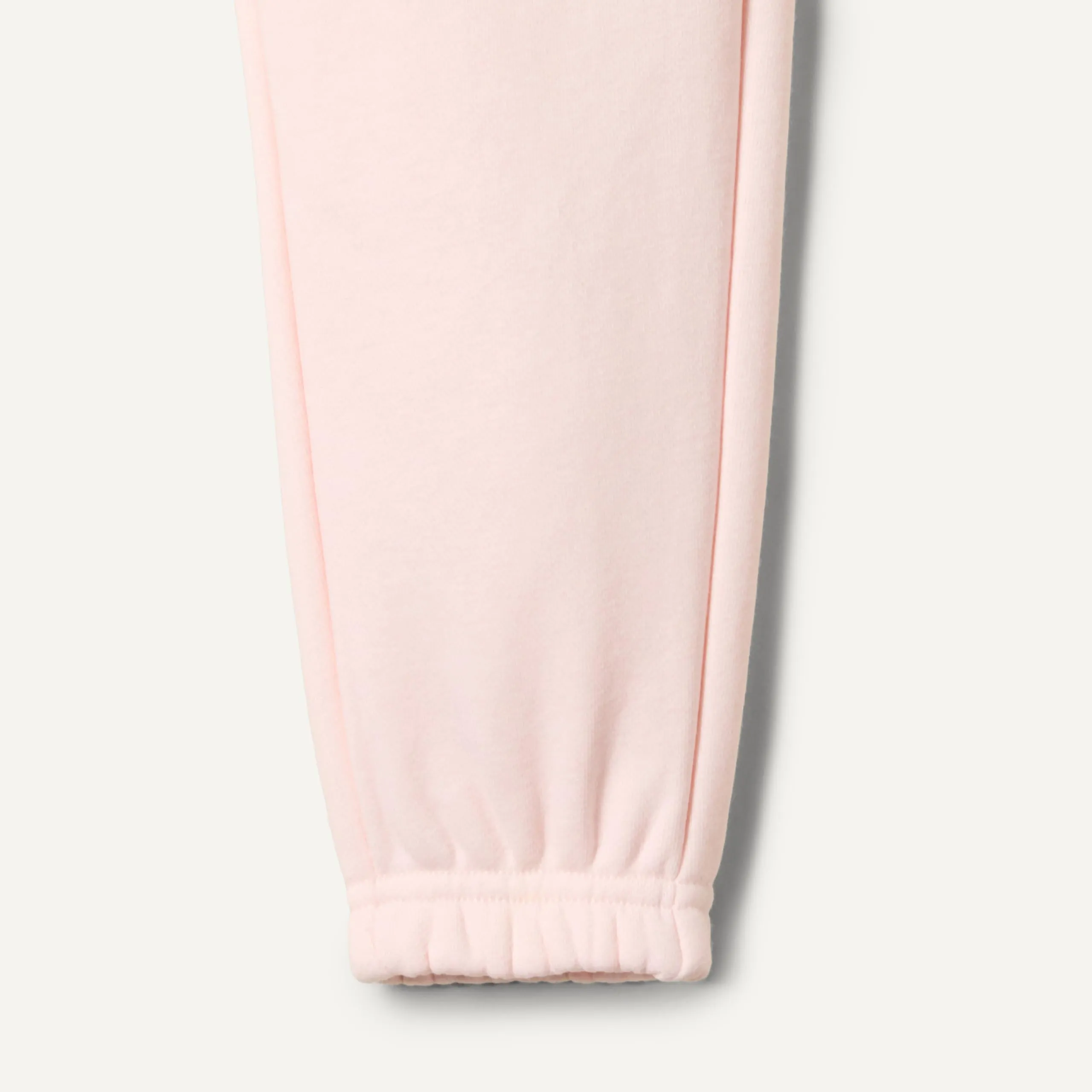 Amazon Essentials x Sofia Grainge Set con Felpa E Pantaloni Sportivi Unisex - Bimbi 0-24, Rosa Pallido, 24 Mesi - immagine 3
