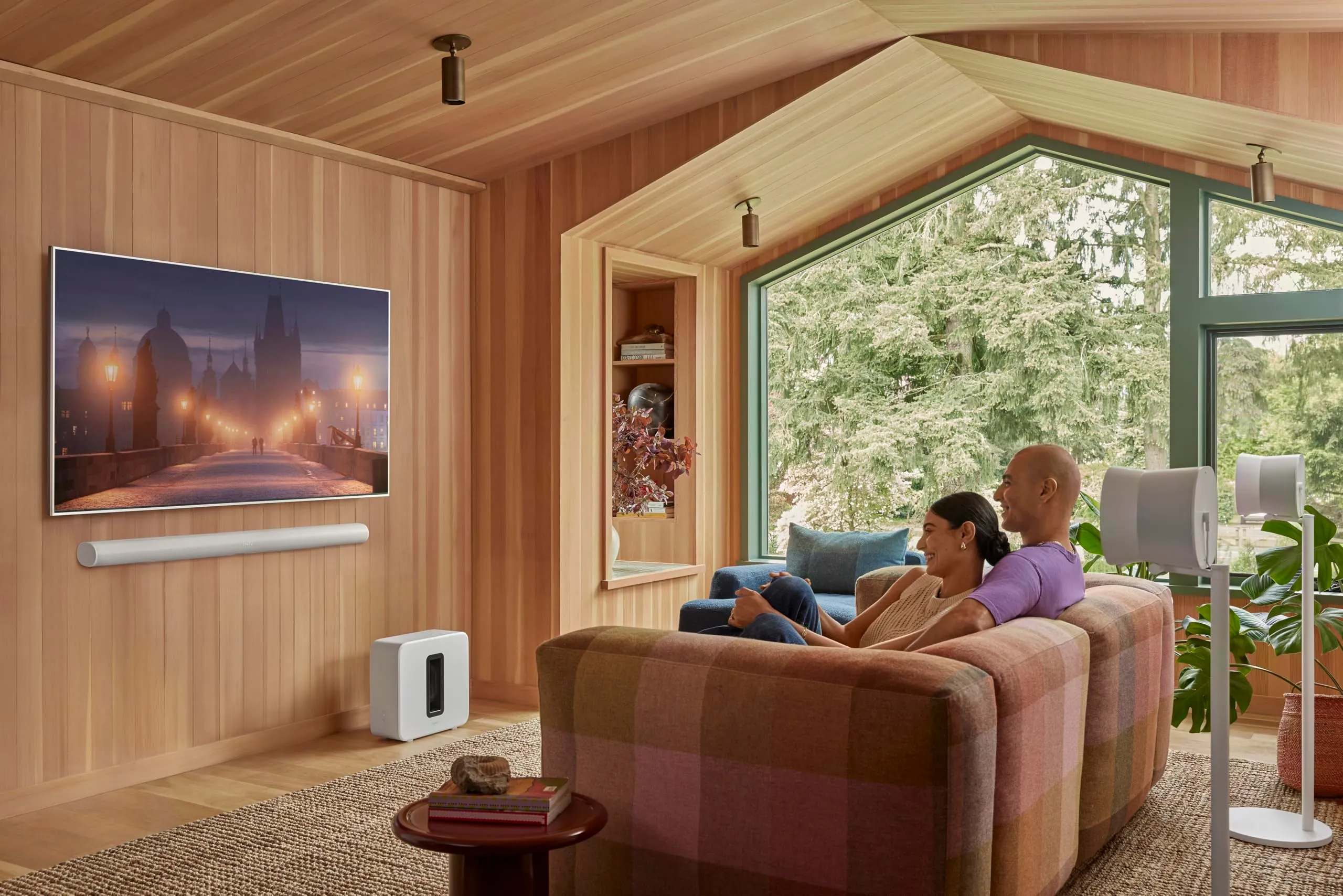 Sonos Soundbar Arc Ultra con Dolby Atmos e controllo vocale | Audio surround 9.1.4 per TV e musica | Bianco - immagine 2