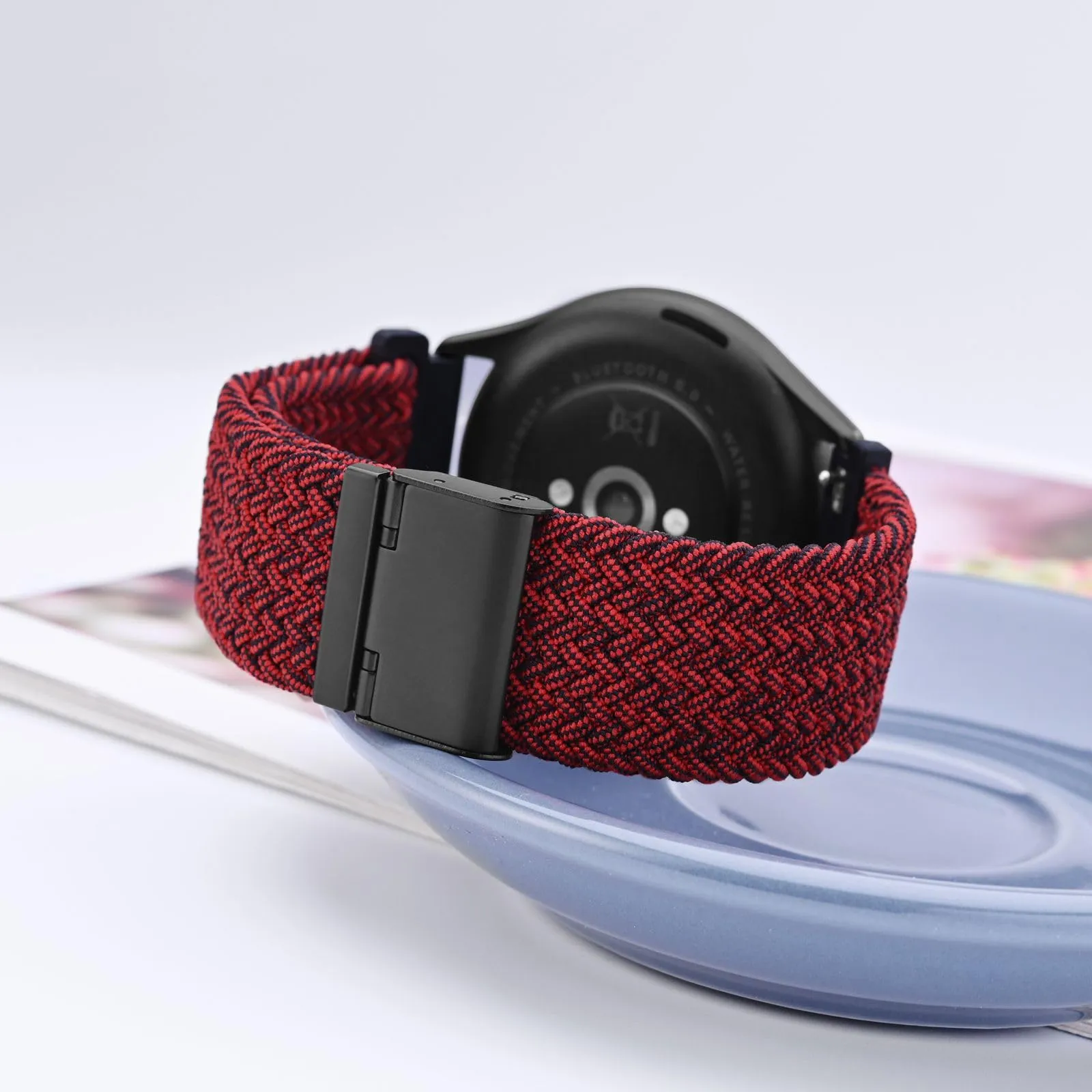 WOCCI 22mm Intrecciato Nylon Cinturino per Orologio da Uomo e da Donna, Regolabile Fibbia Nera (Rosso Nero) - immagine 2