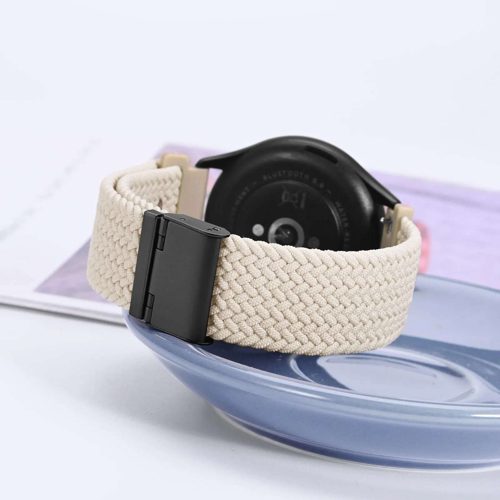 WOCCI 20mm Intrecciato Nylon Cinturino per Orologio da Uomo e da Donna, Regolabile Fibbia Nera (Galassia) - immagine 2