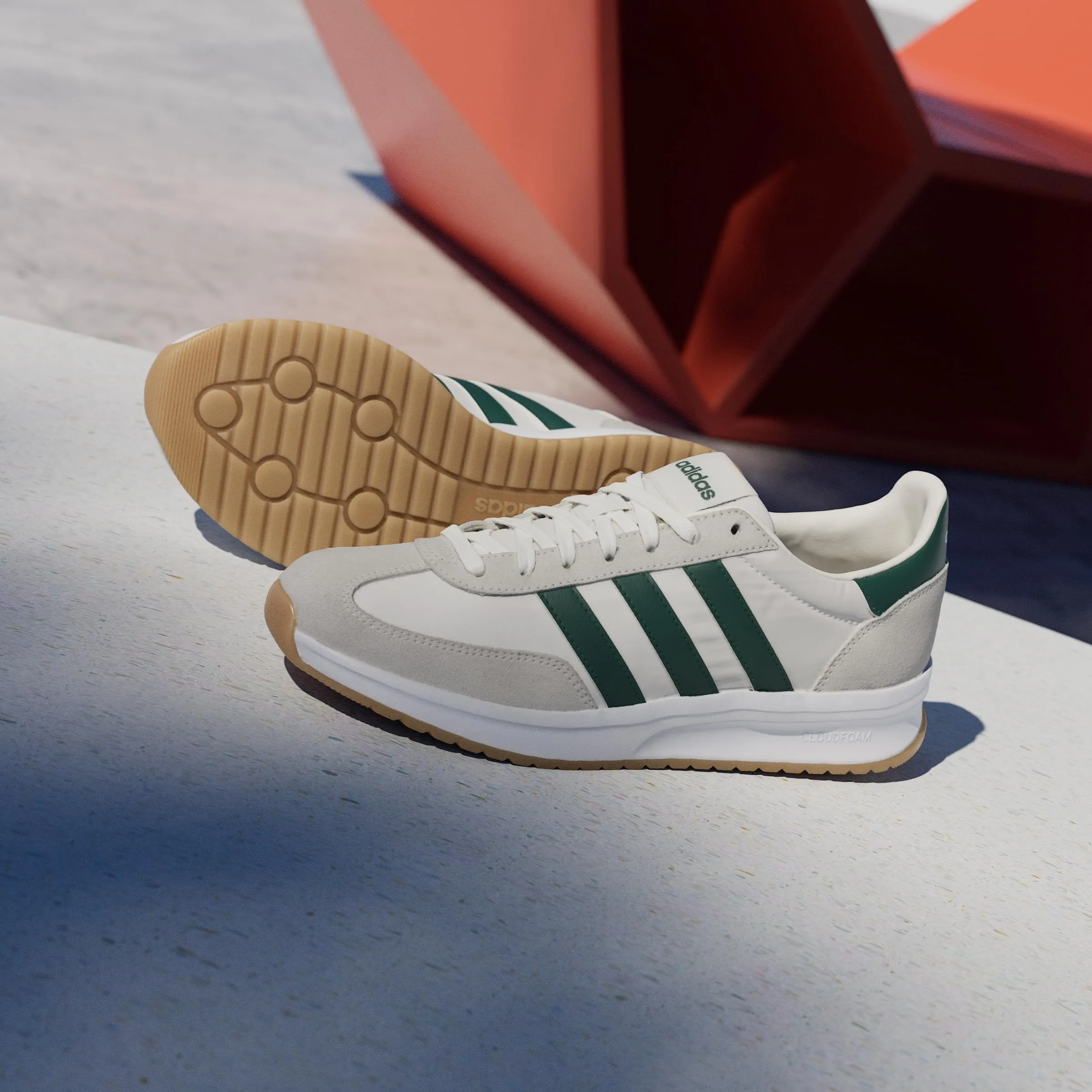 adidas Uomo Run 70S 2.0 Shoes, Core White/Collegiate Green/off White, 41 1/3 EU - immagine 3