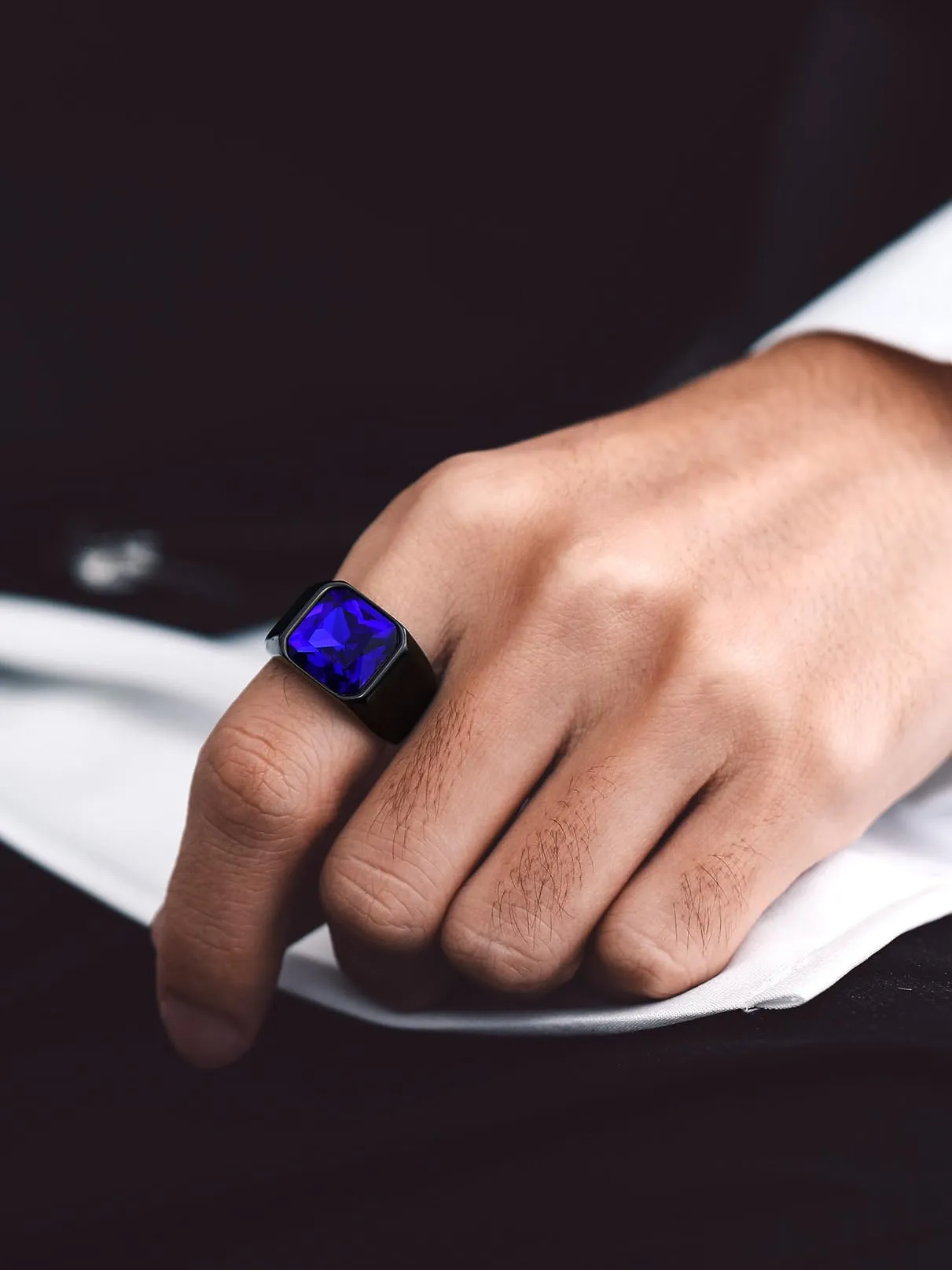 Bandmax Anello Uomo Donna in Acciaio Inossidabile, Anello Nero Uomo con Pietra Zaffiro, Anello Misura 22.25 Circonferenza 62.1mm, Confezione Regalo - immagine 3