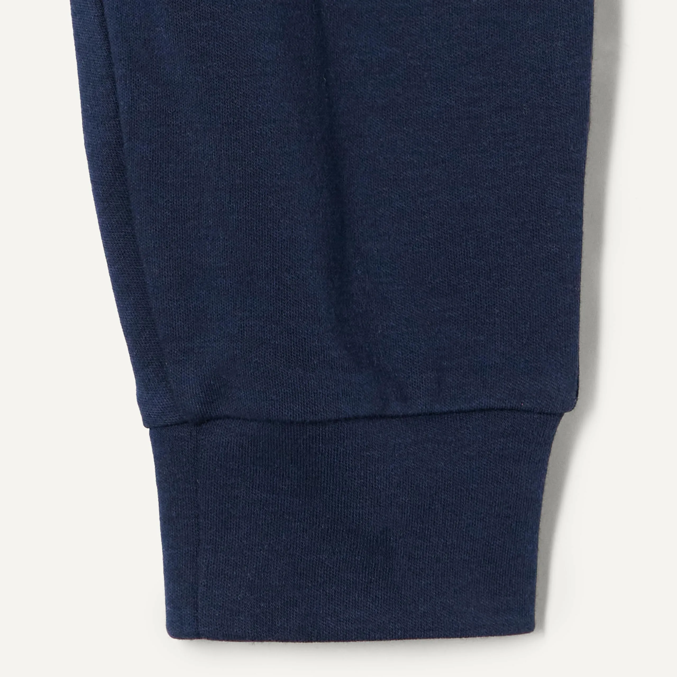 Amazon Essentials Pantaloni Senza Chiusura in Cotone Unisex Bambini e Ragazzi, Pacco da 3, Blu Marino/Verde Menta Pallido/Verde Oliva, 4 anni - immagine 2
