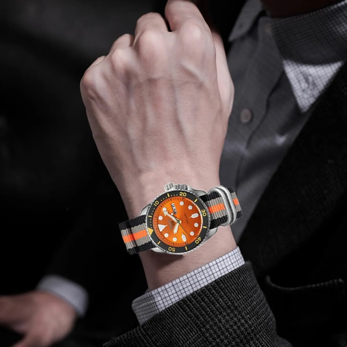 AIYIRUO Cinturini per Orologio NATO Nylon G10 Premium Ballistic Multicolor Sostituzione Cinturini per Orologio con Fibbia in Acciaio Inossidabile Argento per gli Uomini 18mm 20mm 22mm 24mm - immagine 3