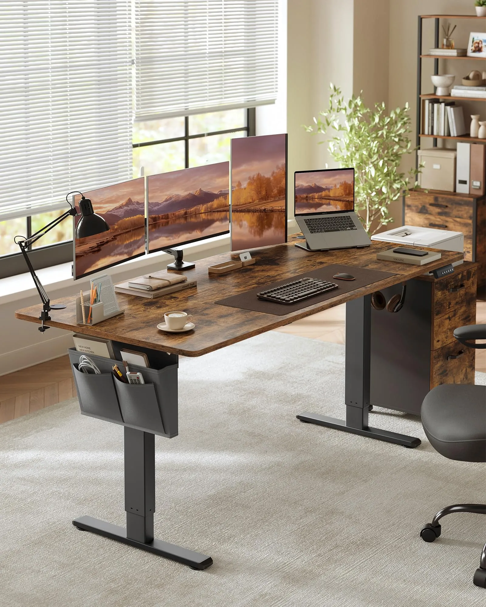 SONGMICS Scrivania Regolabile in Altezza Elettrica, 180 x 80 cm, Scrivania Elettrica, Tavolo con Memoria per 4 Altezze, Porta USB-C, Marrone Vintage LSD138K01 - immagine 2