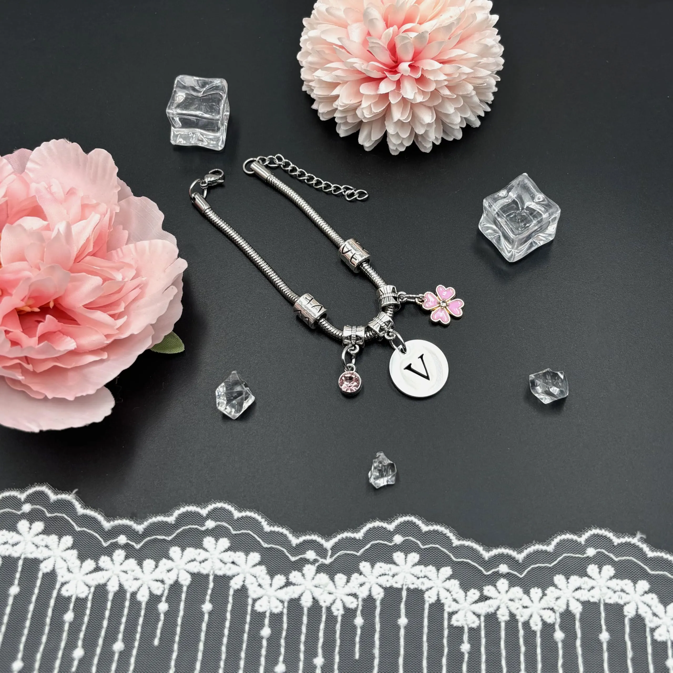 KJKJKJ A-Z 26 Lettera Iniziale Ciondolo Bracciale Donne Natale Compleanno Regalo Personalizzazione Idee Bracciale, Figlia Sorelle Amici Amante Compleanno Natale Laurea - immagine 3