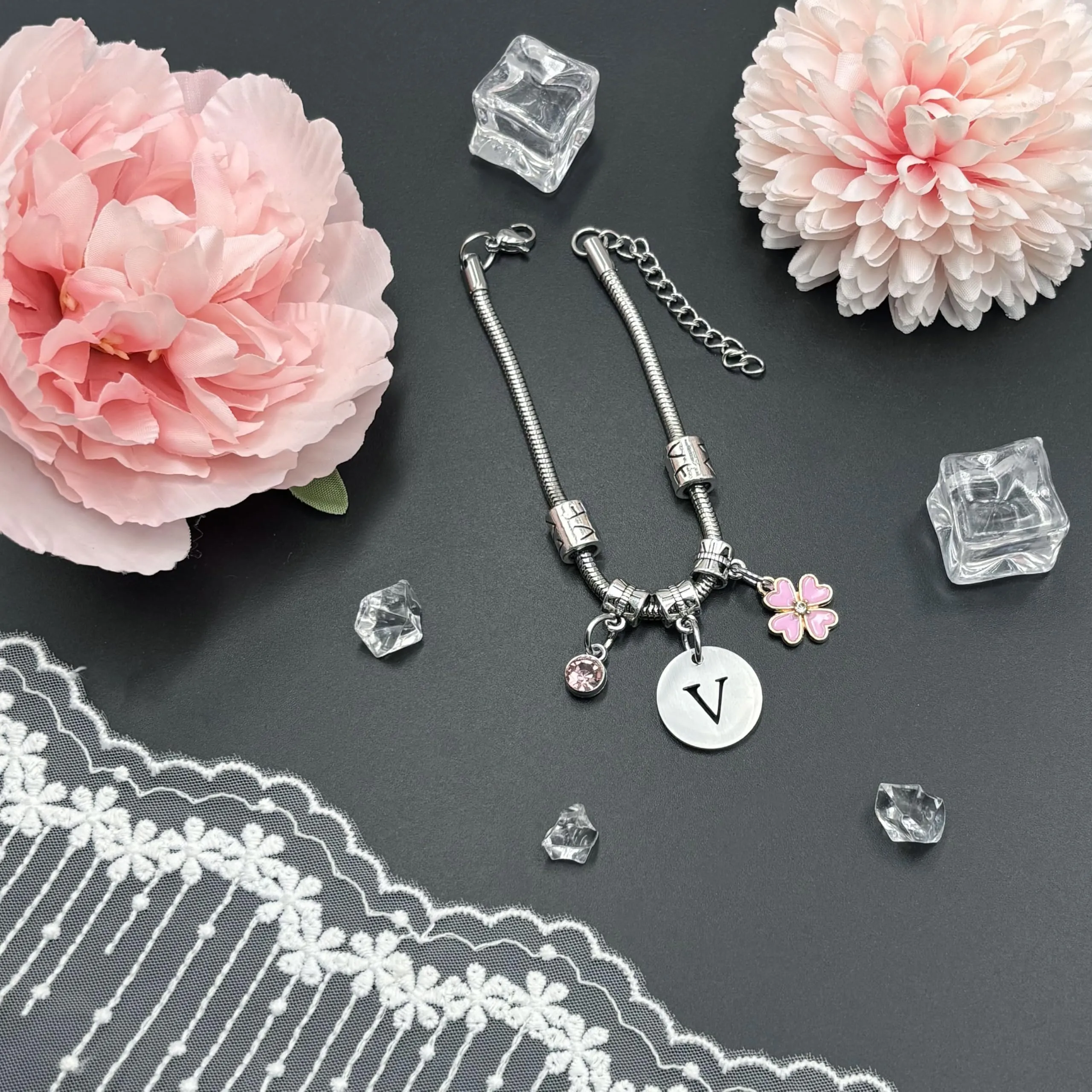 KJKJKJ A-Z 26 Lettera Iniziale Ciondolo Bracciale Donne Natale Compleanno Regalo Personalizzazione Idee Bracciale, Figlia Sorelle Amici Amante Compleanno Natale Laurea - immagine 4