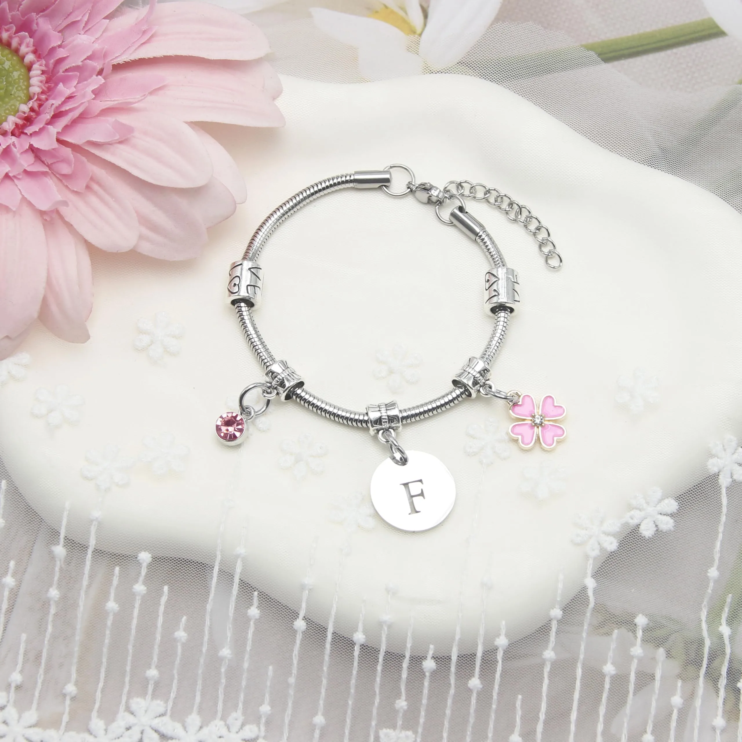 KJKJKJ A-Z 26 Lettera Iniziale Ciondolo Bracciale Donne Natale Compleanno Regalo Personalizzazione Idee Bracciale,Figlia Sorelle Amici Amante Compleanno Natale Laurea - immagine 4