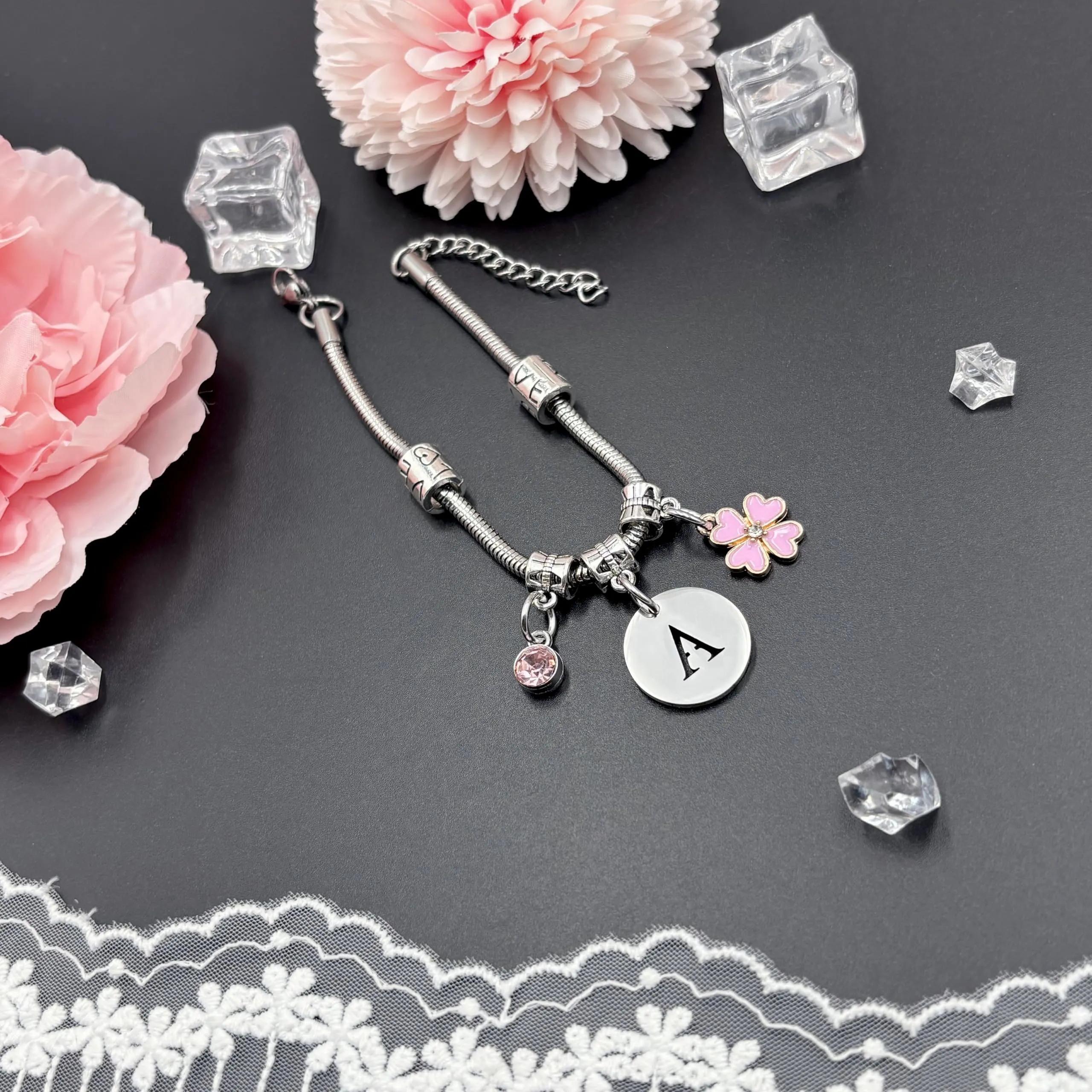 KJKJKJ A-Z 26 Lettera Iniziale Ciondolo Bracciale Donne Natale Compleanno Regalo Personalizzazione Bracciale, Figlia Sorelle Amici Amante Laurea - immagine 6