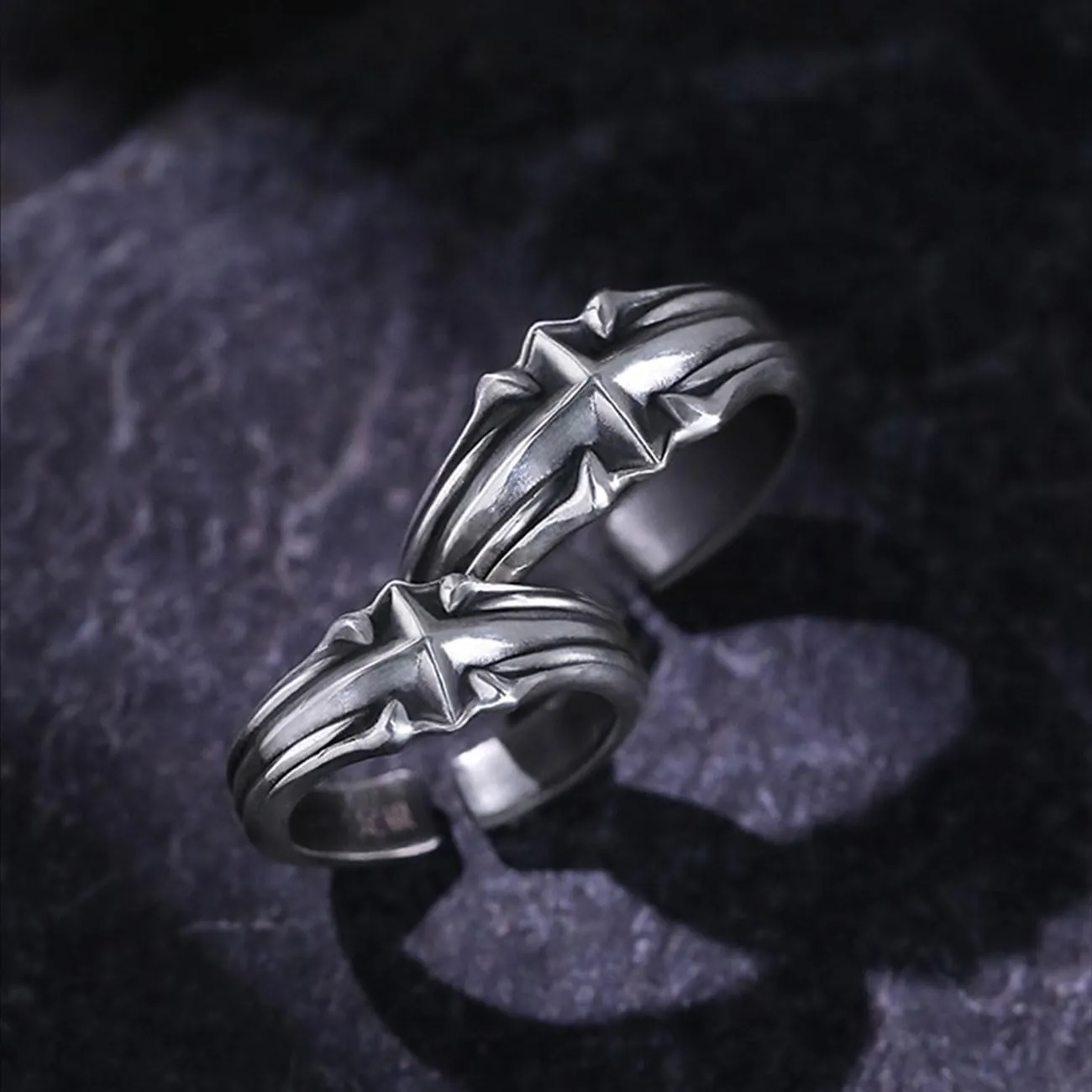 KONFEN Anello Stella Uomo, Vichingo Anelli Intagliati Regolabile per Uomo Materiale Ipoallergenico, Vintage Hip Pop Anelli Aperti Gothic Punk Classic Unique Texture Mens Jewellery, Argento - immagine 5