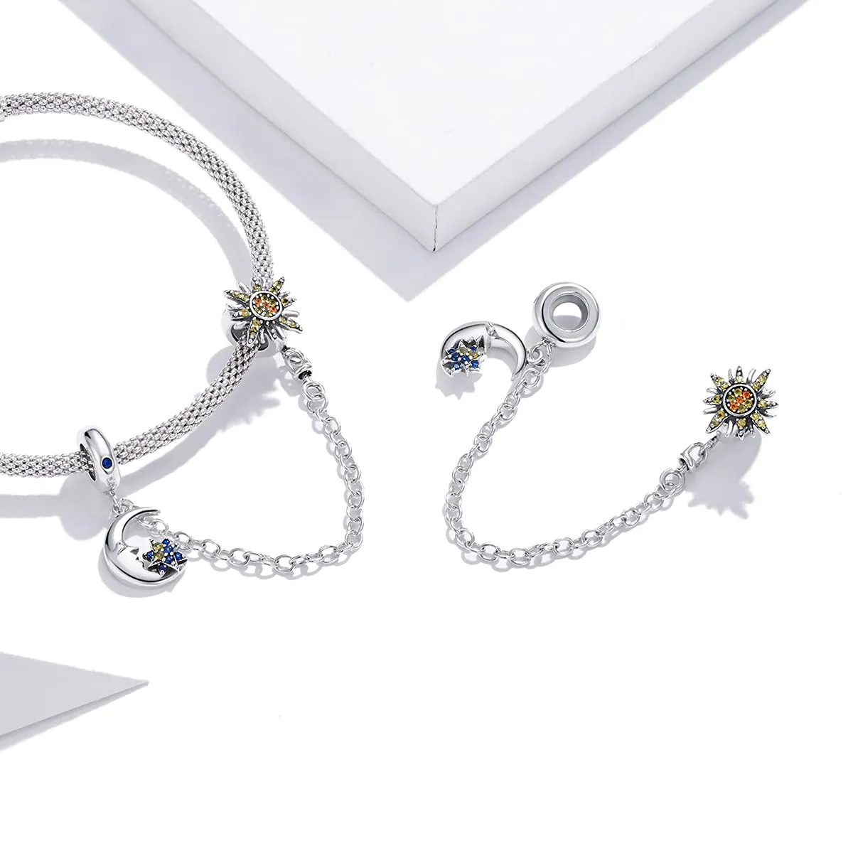 Teleye The Whole Universe Charm for Bracelet - immagine 5