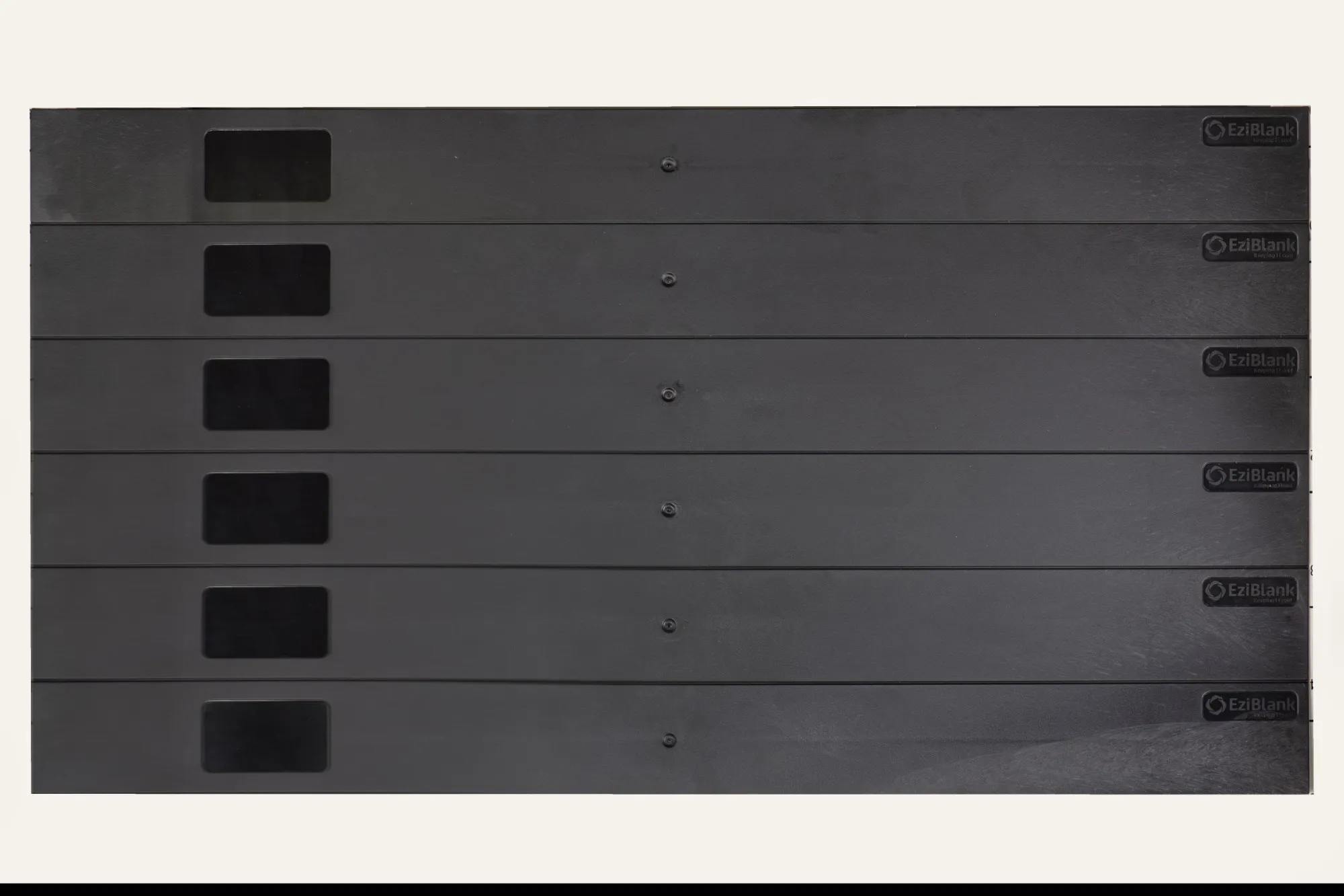 Copertura 19 Per Armadi Rack 6U Nero Con Parti 1U Staccabili Installazione Con Clip - immagine 1