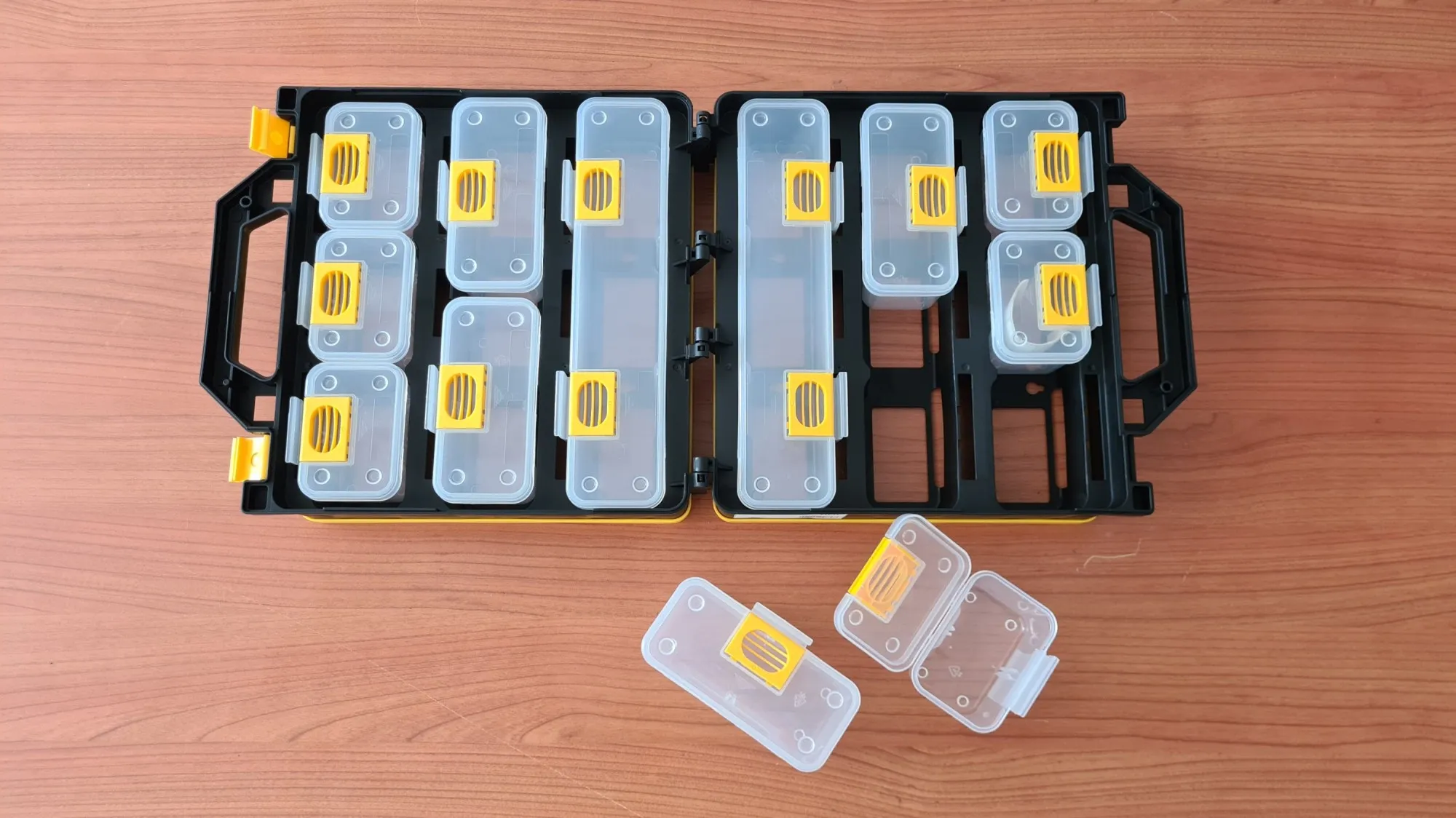 Valigetta 12 Compartimenti Estraibili Per Attrezzi Minutera Ecc Misure (Lxpxa) 30X28X15 - immagine 1