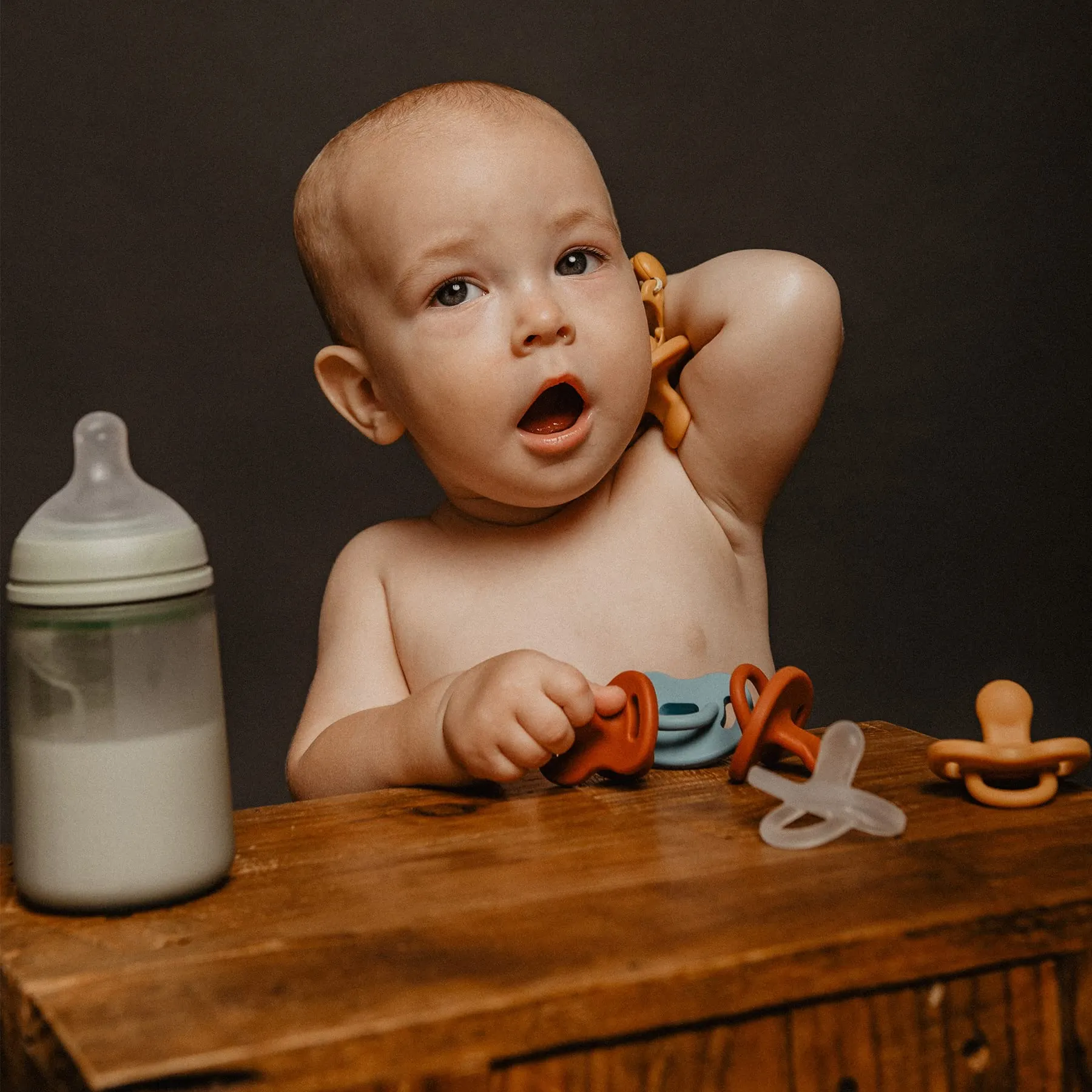 Suavinex, Ciuccio Tutto in Silicone, per Bambini 0/6 Mesi, Ciuccio con Tettarella Simmetrica Sx Pro, Super Morbido e Flessibile, Ideale per Dormire, Color Essence, Mango - immagine 10