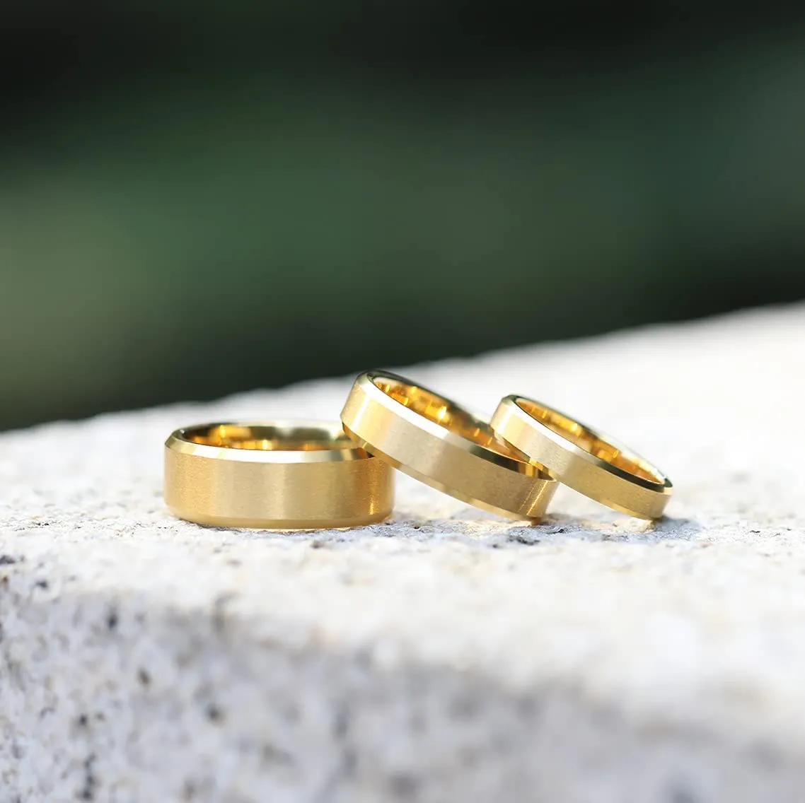 Zakk Anelli da uomo e donna in carburo di tungsteno Oro spazzolato anelli di fidanzamento fedi nuziali, 4mm 6mm 8mm (4mm,60 (19.1)) - immagine 3