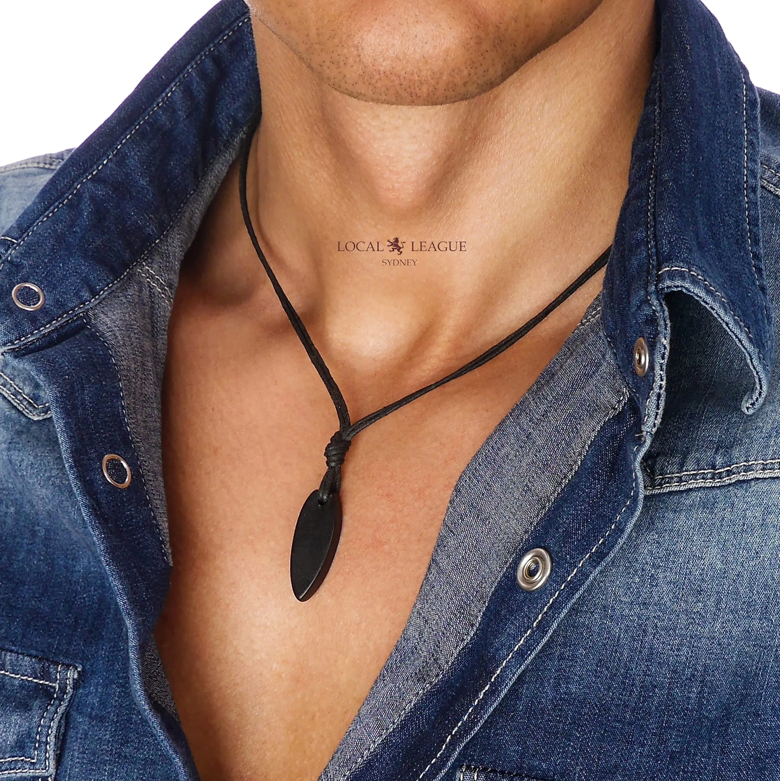 LOCAL LEAGUE Collana da Uomo con Ciondolo Nero TAVOLA DA SURF - Cordoncino di Cotone Cerato Corda per Fidanzato SPIAGGIA Surf Hawaii Vacanze Festival Festa Vacanza Discoteca 48 cm - immagine 2