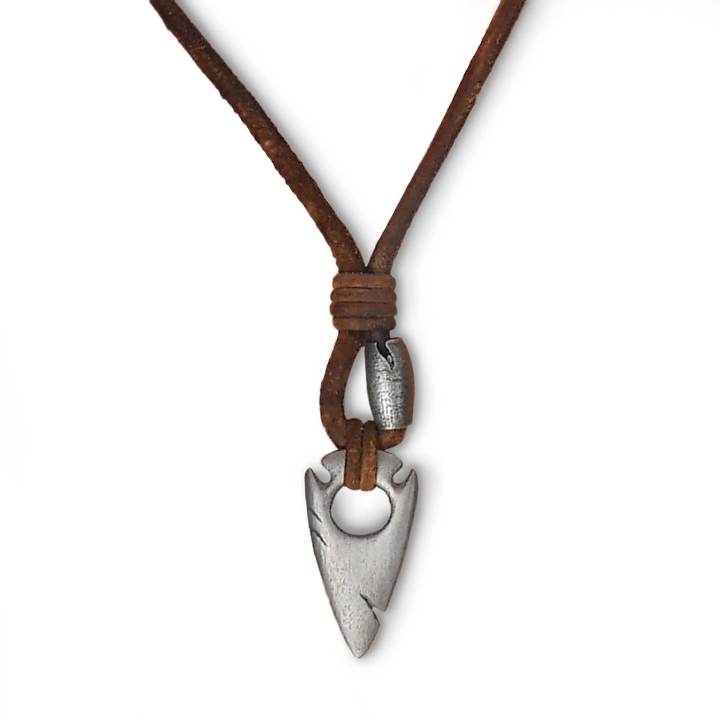 LOCAL LEAGUE Collana in Pelle da Uomo con Pendente in Metallo con TESTA DI FRECCIA Cordoncino Marrone Invecchiato Corda Perizoma per Fidanzato SPIAGGIA Surf Vacanze Outback Hunter Spear 55 cm - immagine 1