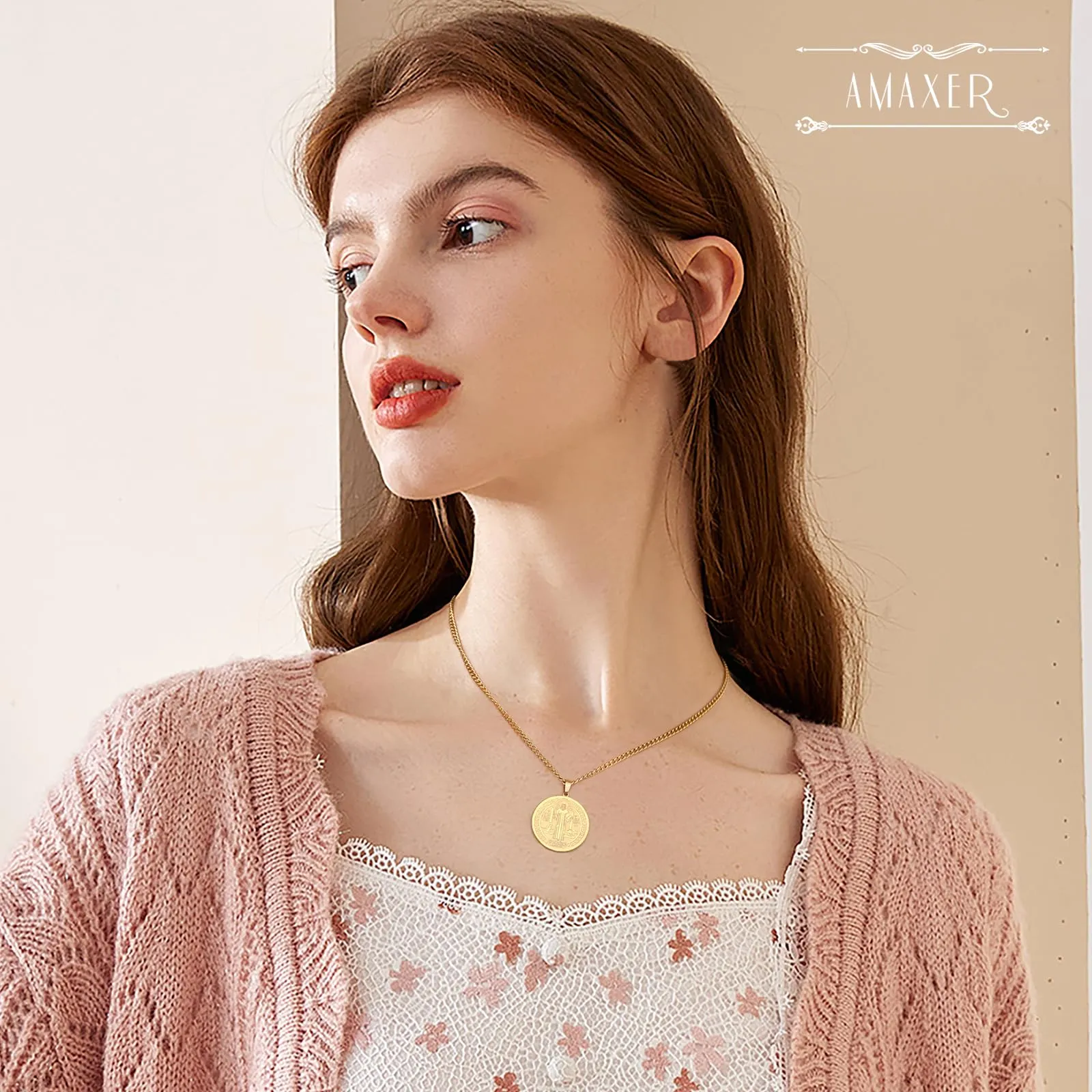 Amaxer Collana di San Benedetto di Nursia per donne, medagliette di protezione religiosa, amuleto, collana per donne e uomini (Oro) - immagine 3