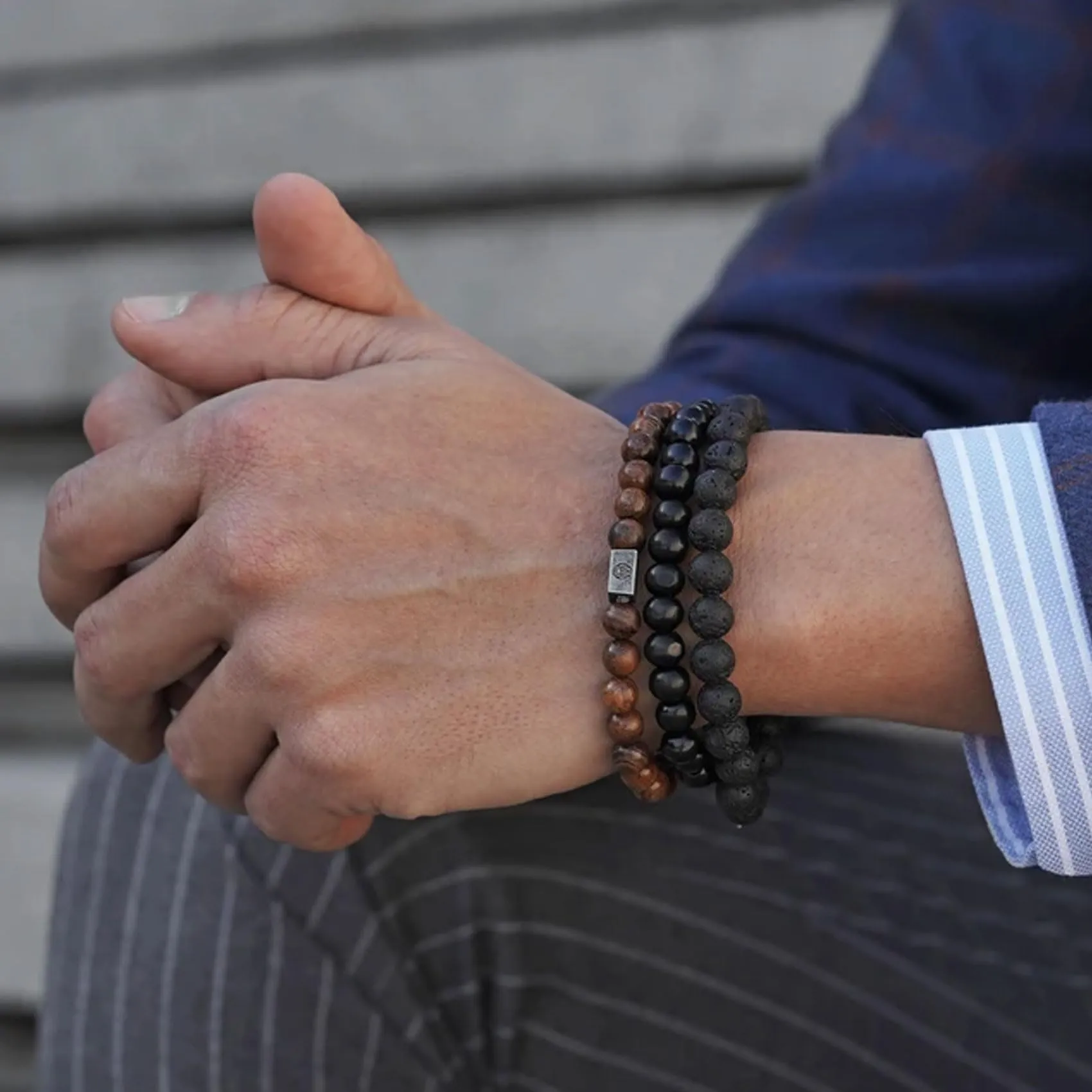 Bracciale Occhio di Tigre 8MM con Perline in Pietra Naturale e Lavica, Elasticizzato Regolabile con Cristallo Nero per Uomo Donna Regali - immagine 5