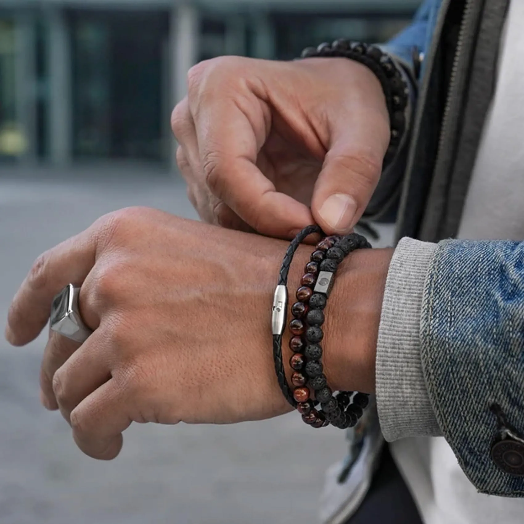 Bracciale Occhio di Tigre per Uomo 8MM in Pietra Naturale Set con Perline in Pietra Lavica e Cristallo Nero - Elasticizzato Regolabile per Uomo Donna Regali - immagine 4